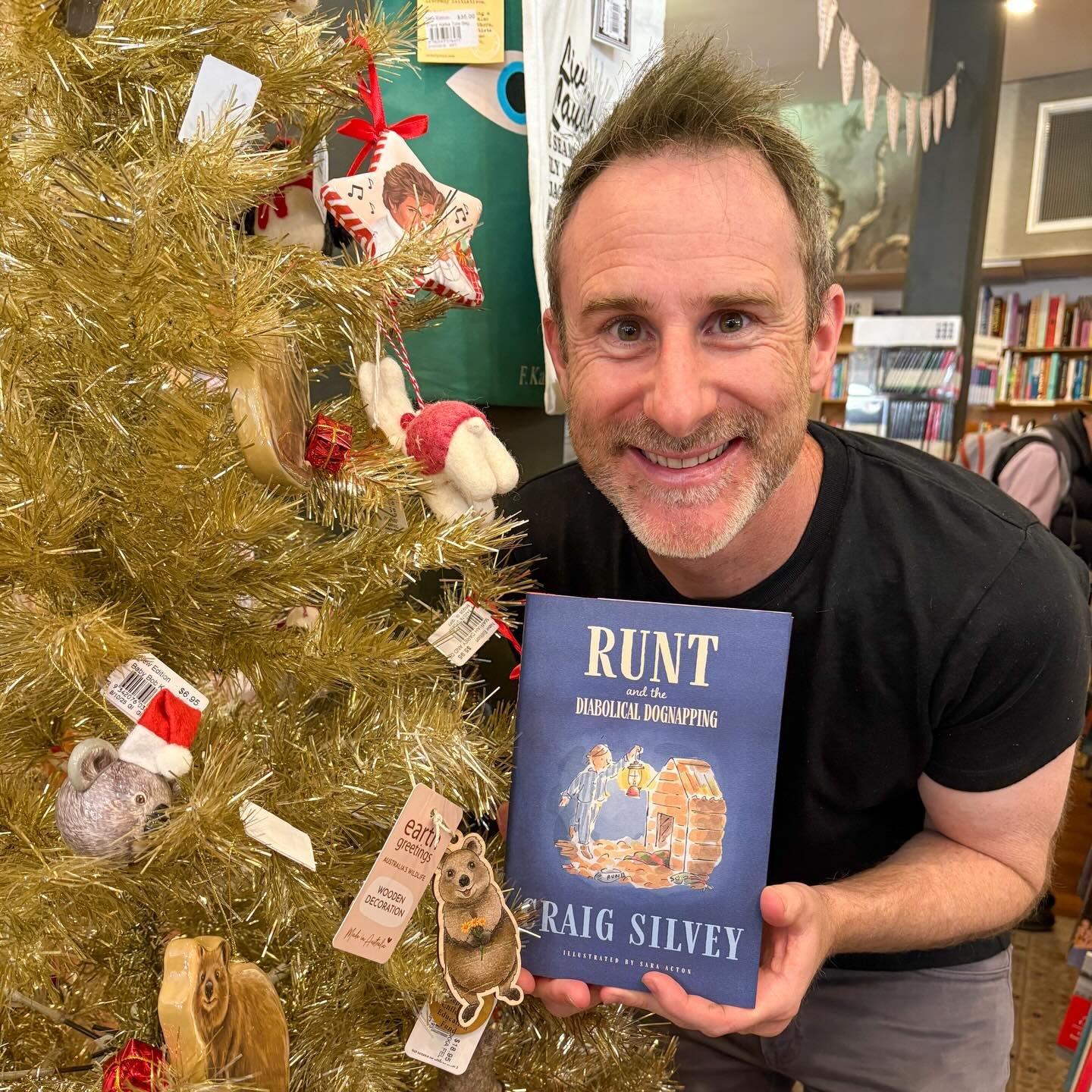 It&rsquo;s that time of year when a wild @craigsilveyauthor appears in store! Signed copies of Runt and the Diabolical Dognapping, the second novel on Annie Shearer and her delightful pup, are on the shelf now! 📚🐕✨