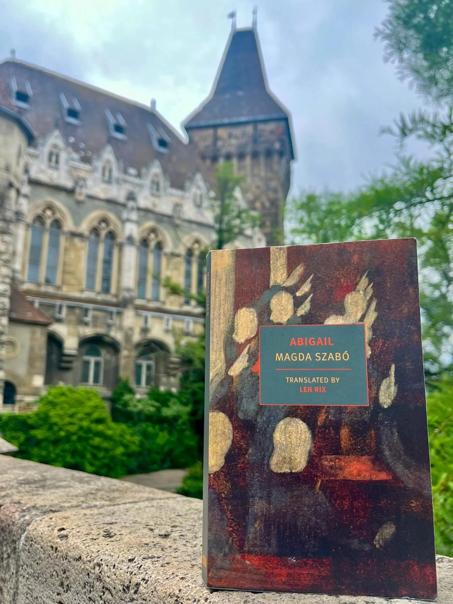 ✨What we&rsquo;re reading: Budapest edition 🗺️📚

Sharon is currently reading her way through the stops on her Eurosummer trip. First up was Budapest, where she dove into Abigail, a novel by Hungarian author Magda Szab&oacute;. 

Abigail is a thrill