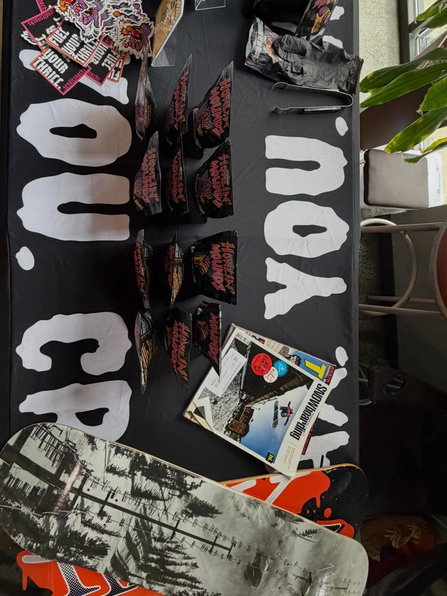 Kicked off events with a bang 🥜. 🔥 Heard some awesome feedback - spicy or sweet, which one&rsquo;s your go-to?

Get snackin&rsquo; the healthy way without losing the flavor. 🖤