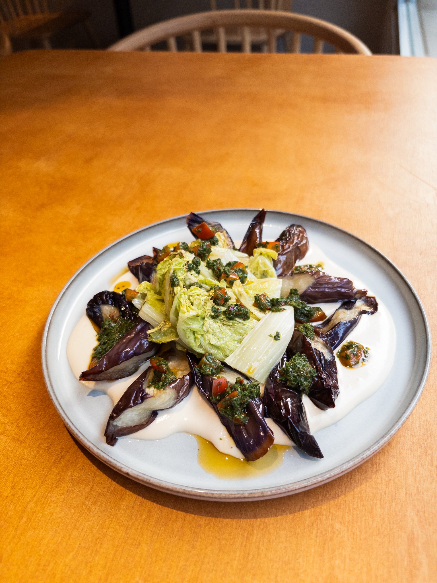 阿根廷青醬烤茄佐檸檬芝麻醬
Charred Eggplant & Baby Cabbage
