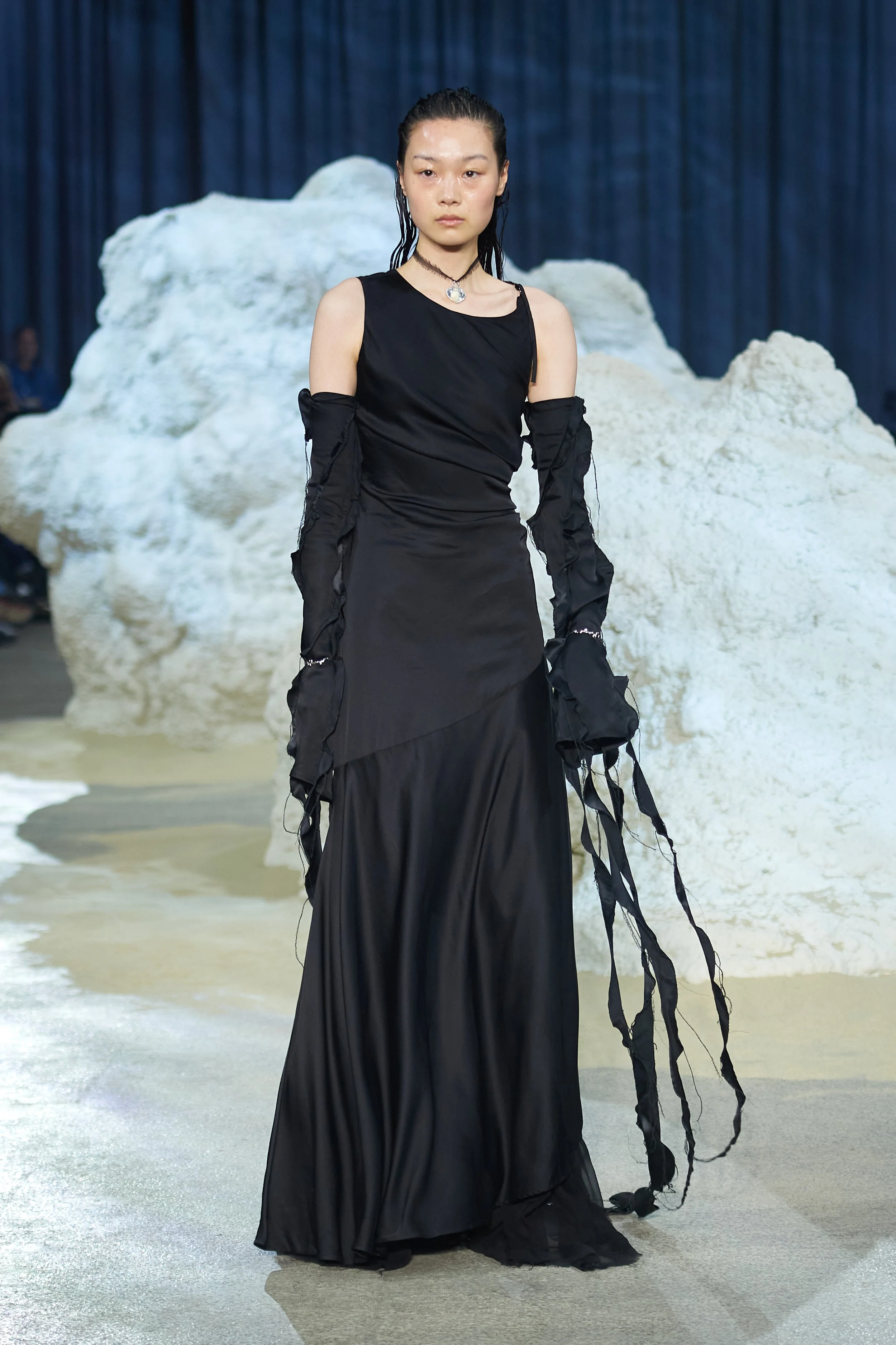 AW23-Copenhagen-Fashion-Week-Holzweiler-Runway-2-3-James-Cochrane-33.jpg