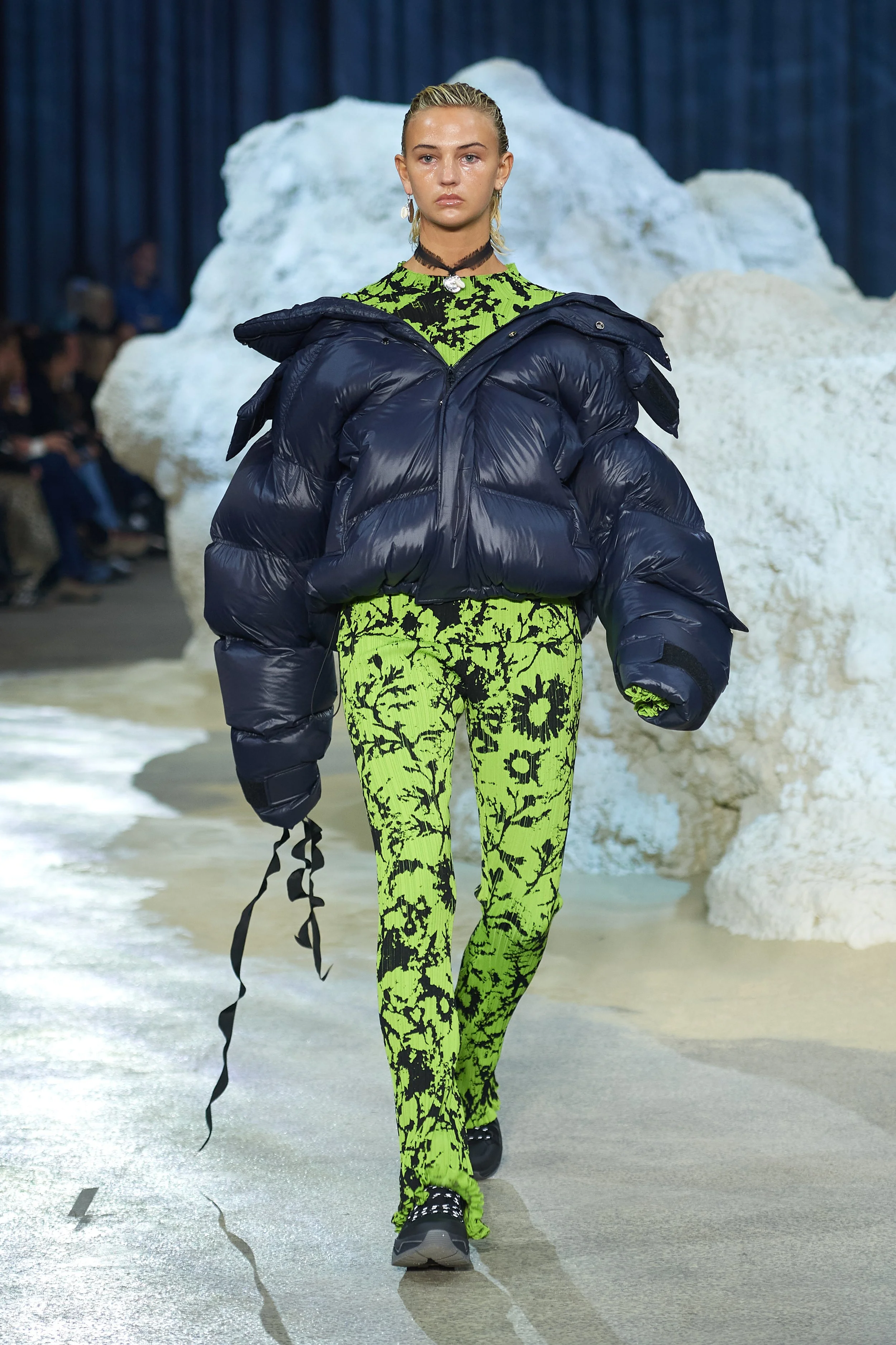 AW23-Copenhagen-Fashion-Week-Holzweiler-Runway-2-3-James-Cochrane-32.jpg