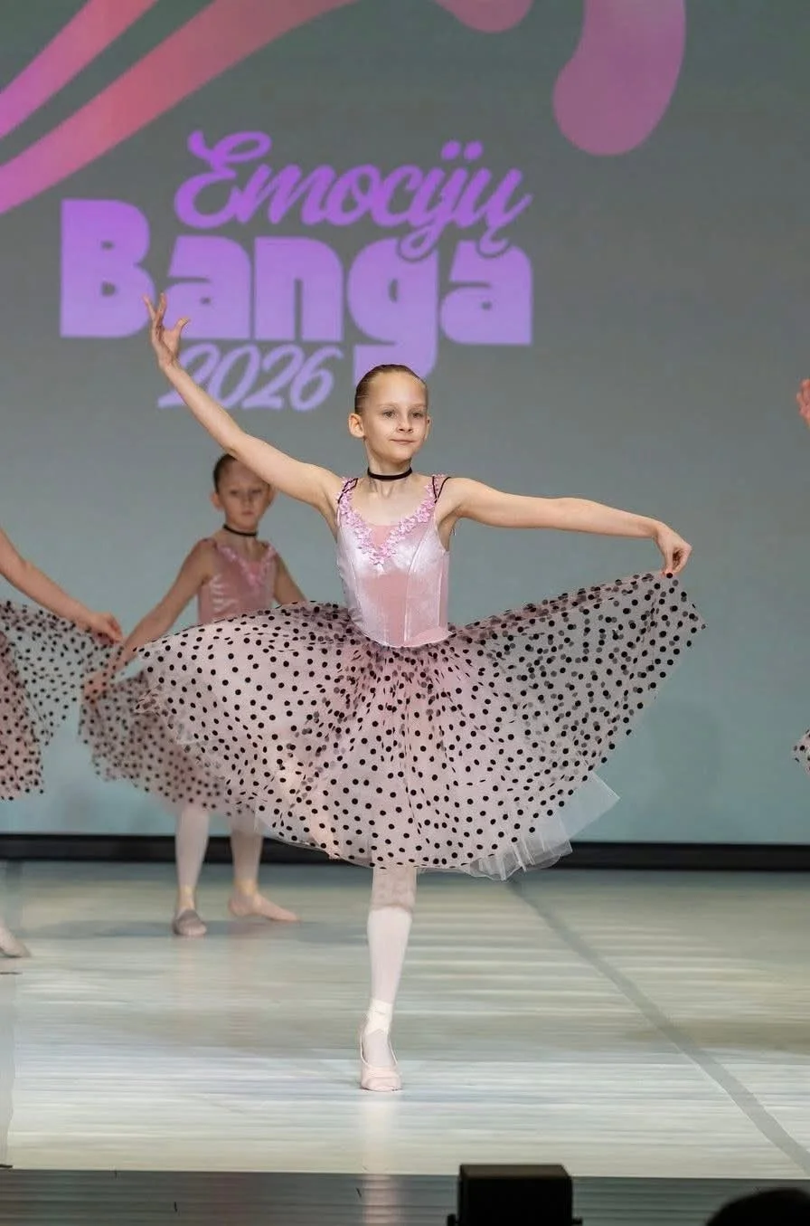 Ramona Valiūtė-Žukauskienė / Ramona Valiute-Zukauskiene. Šokių studija „SMILTĖ“ / Sokiu studija SMILTE
All Rights Reserved - Šokių studija „SMILTĖ“ / Sokiu studija SMILTE