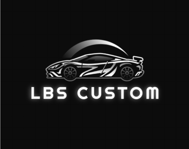 Logo noir et blanc d'une voiture de sport avec le texte 'LBS CUSTOM' en dessous.
