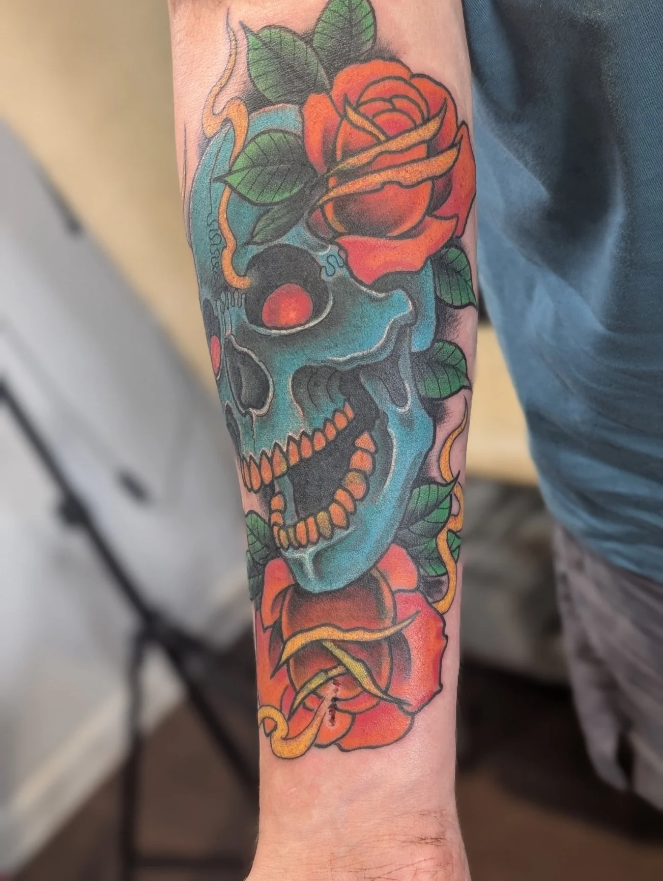 Neo Skull Roses Flames 2.jpg