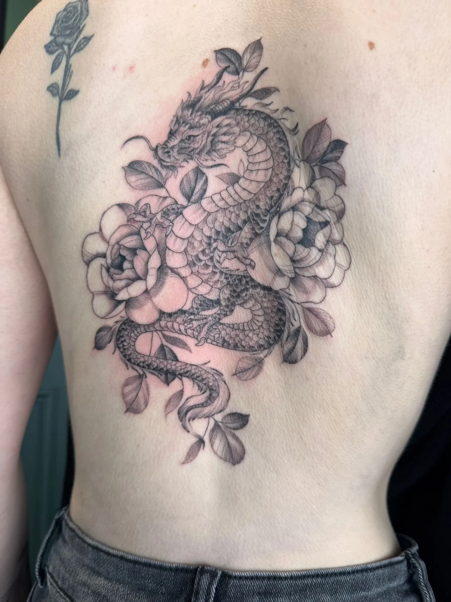 119Izy-Quinn-tattoo-newport.jpg