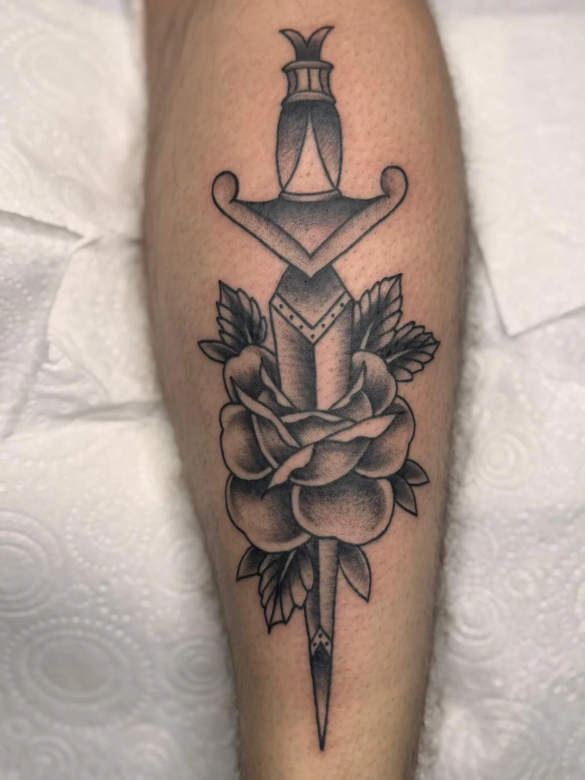 125Izy-Quinn-tattoo-newport.jpg