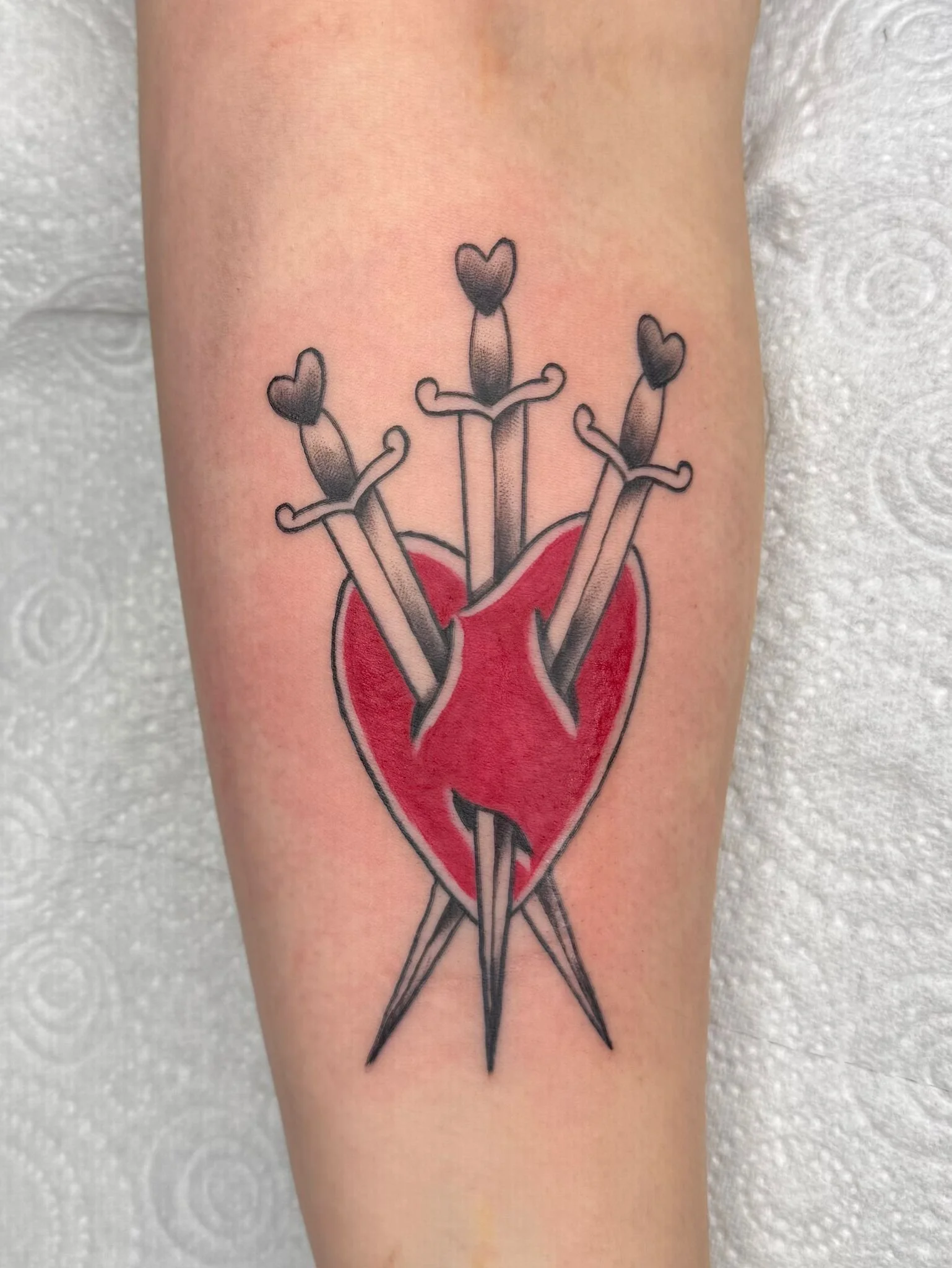 100Izy-Quinn-tattoo-newport.jpg