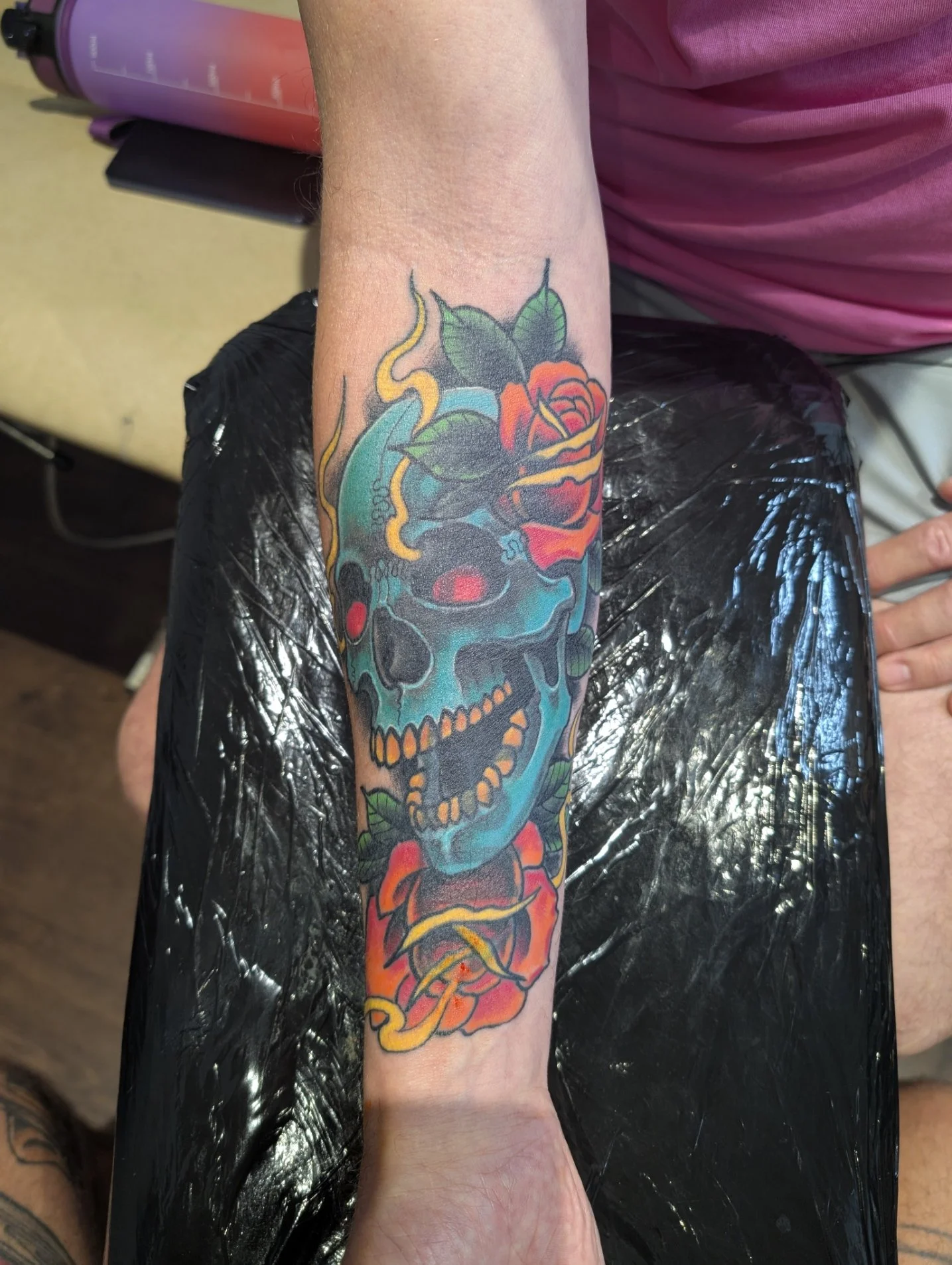 Skull n Roses Neo.jpg