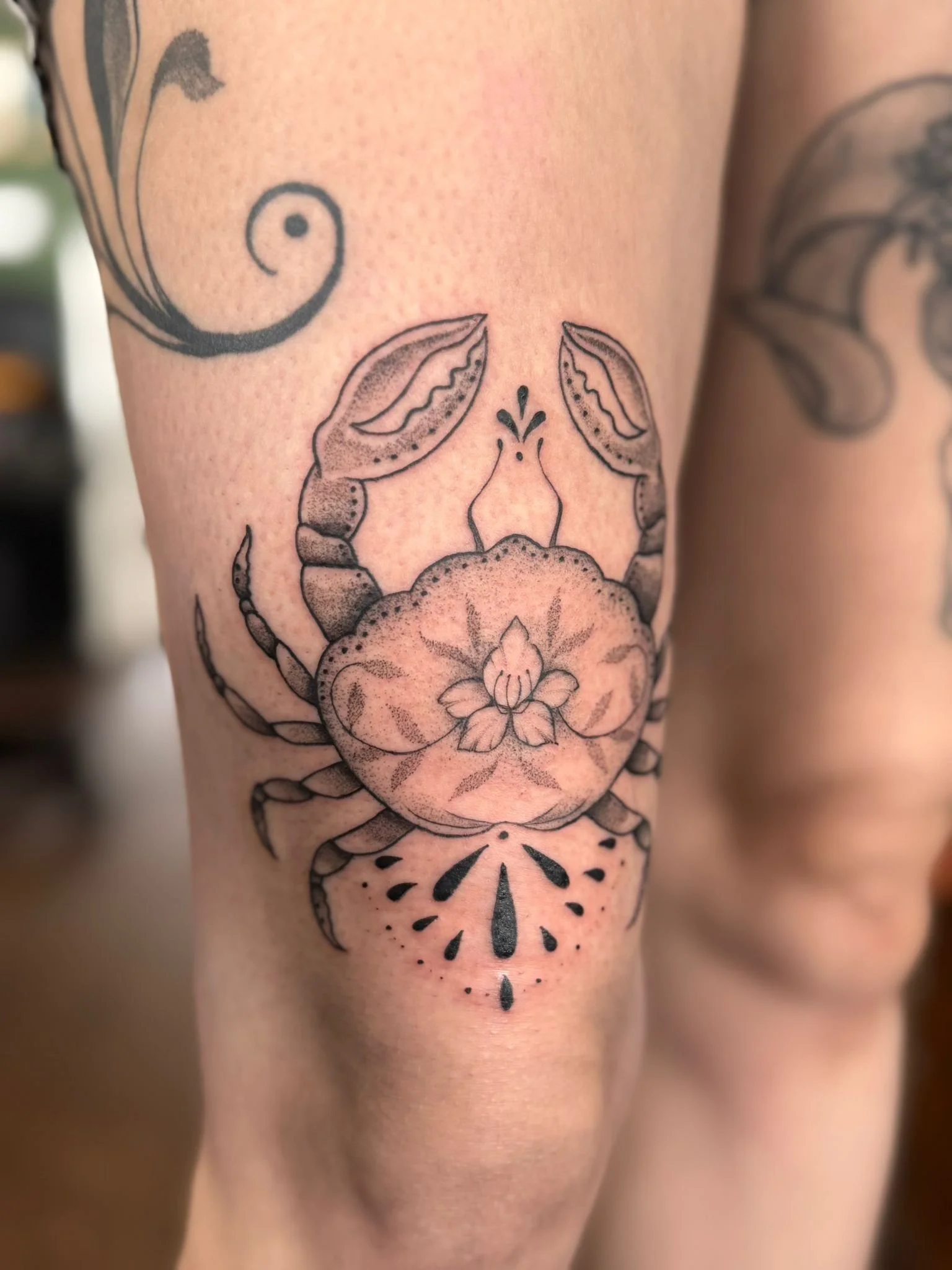 115Izy-Quinn-tattoo-newport.jpg