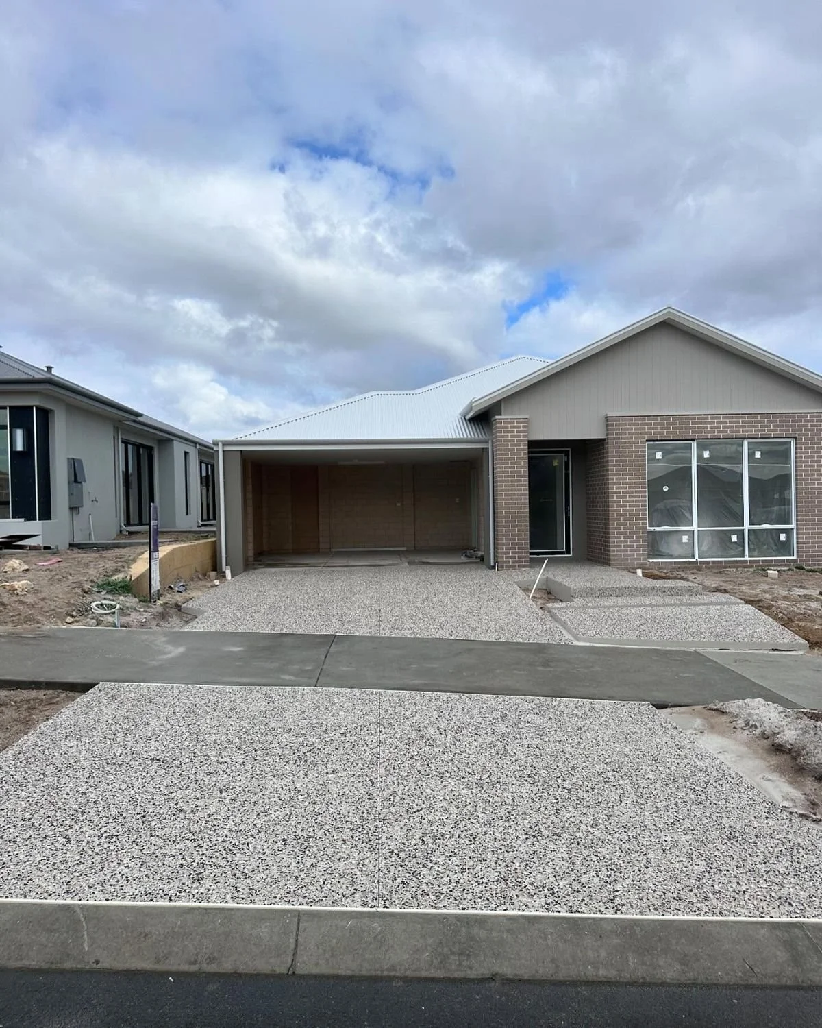 Exposed aggregate driveway