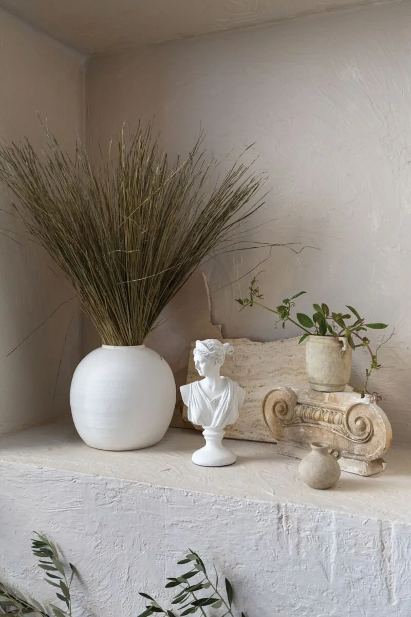 Konos vase - small - white - 2.jpg