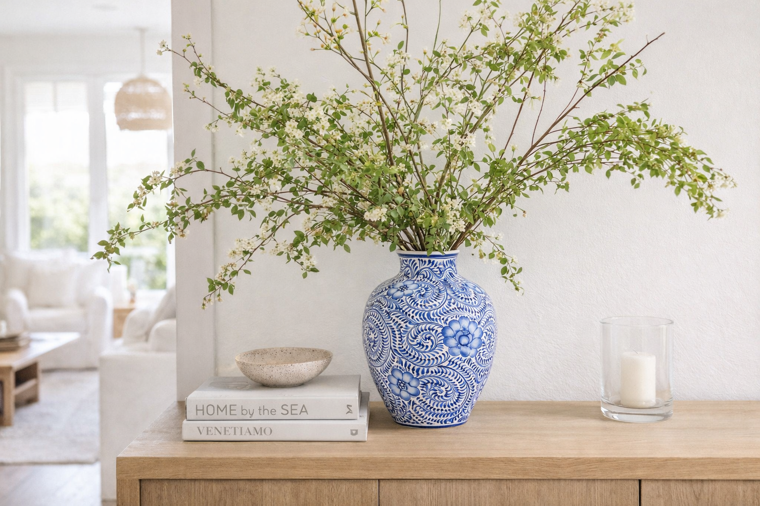 Eleanor Vase styled.png