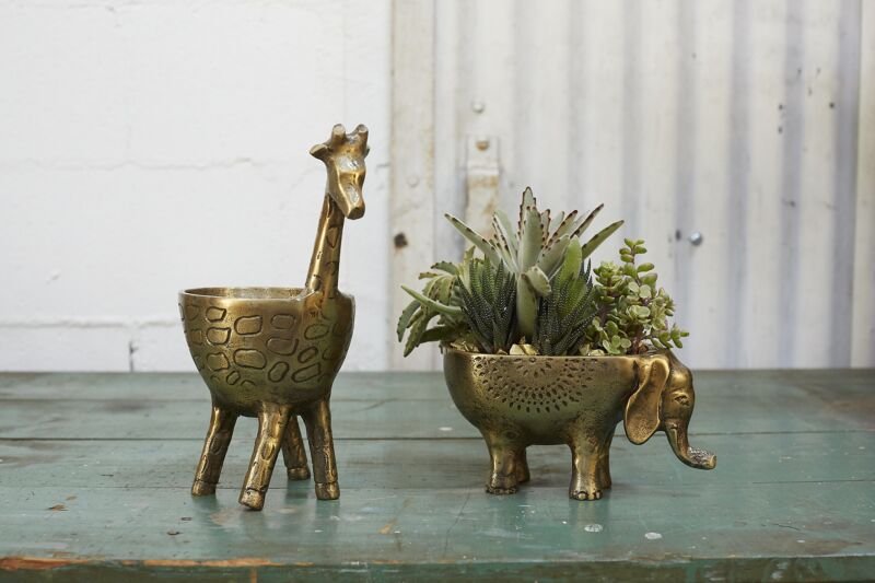Giraffe Planter 2.jpg
