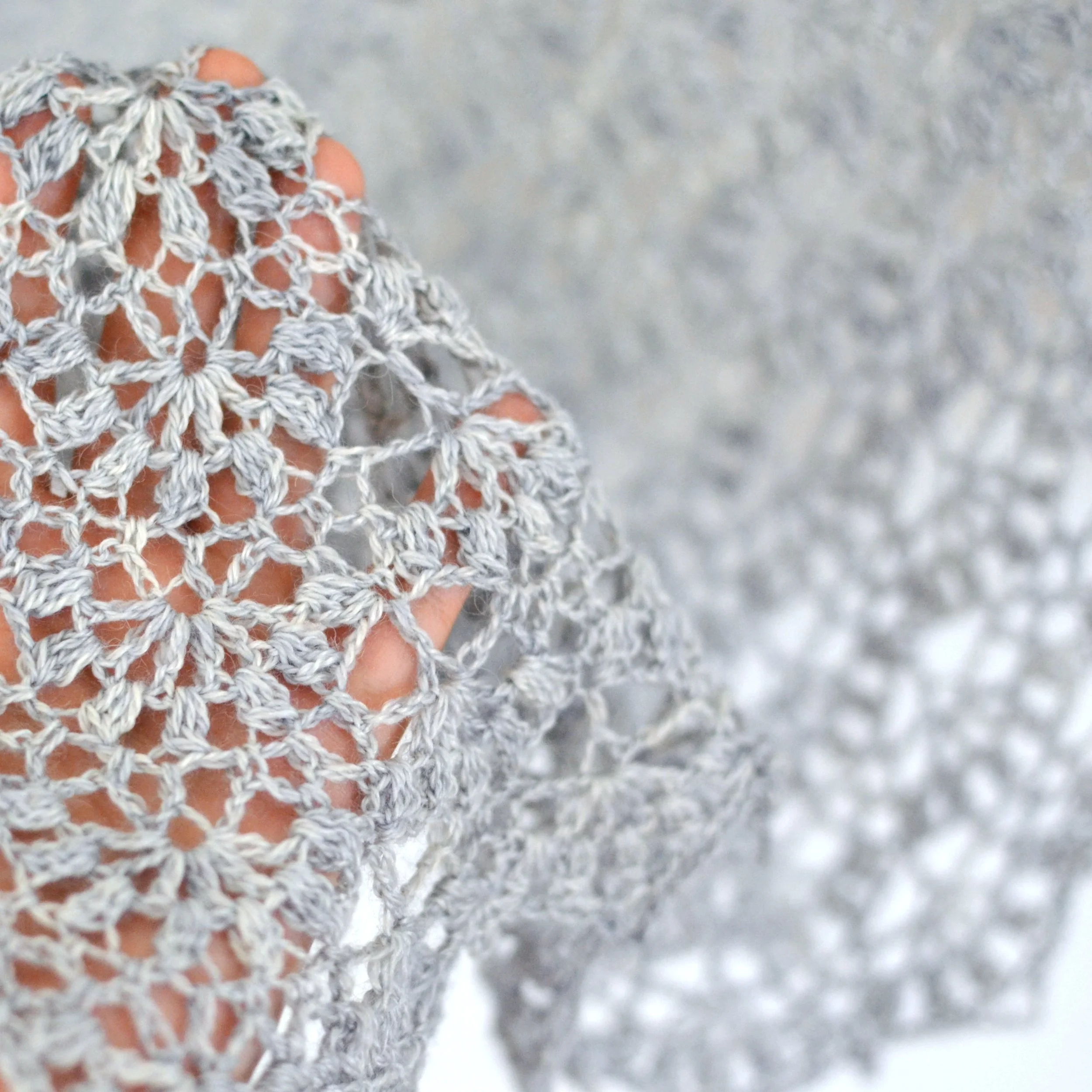 porcelain berry close up hand 002.jpg
