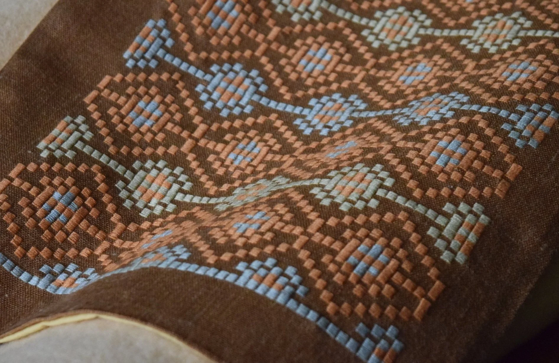 Fythkiotiko_Contemporary_Embroidery_Natali_Touloupou