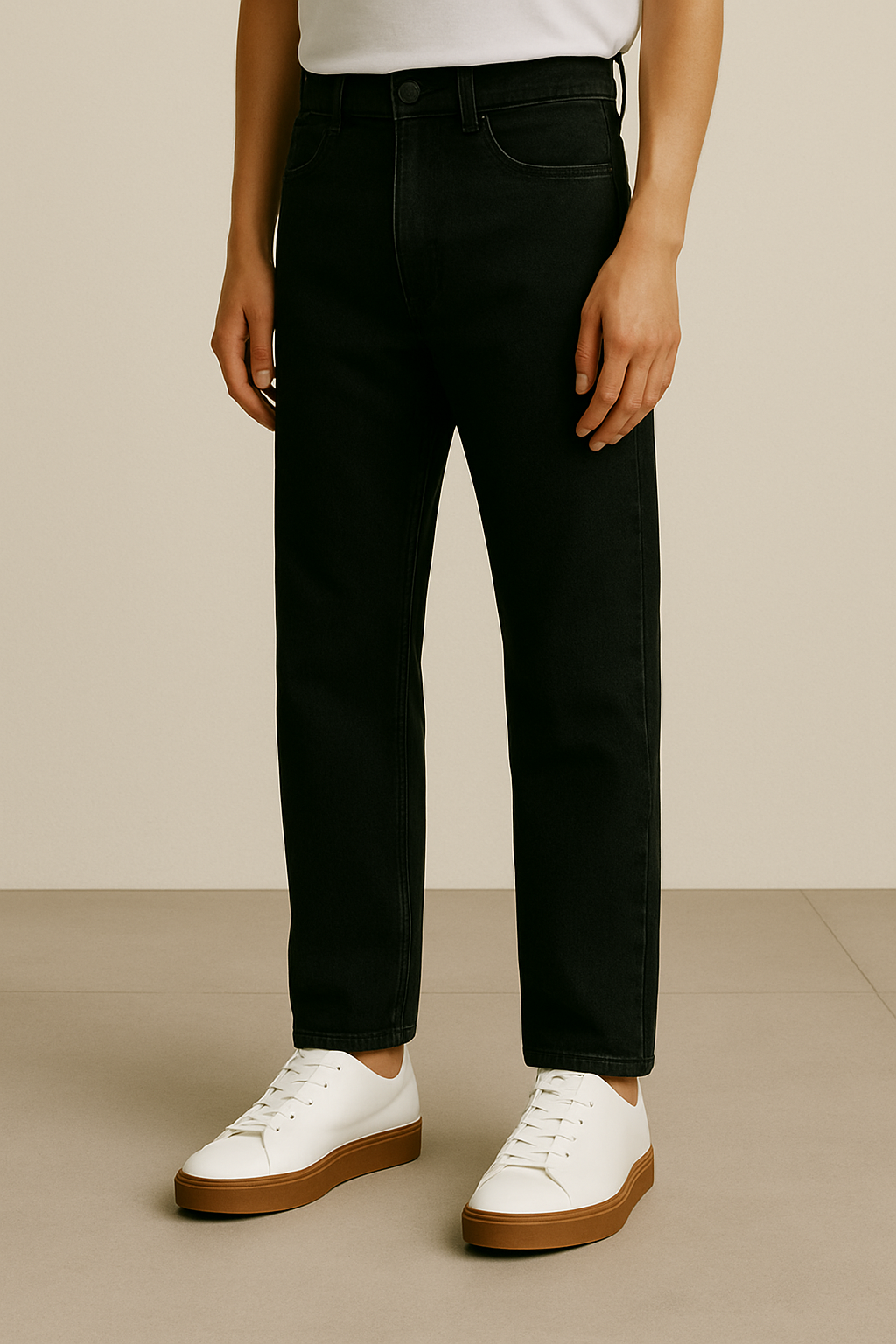 simon-sneaker-modelshot.png