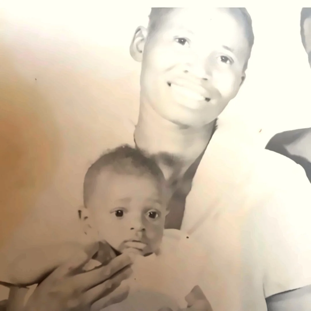 Samantha Avril-Andreassen and Mother