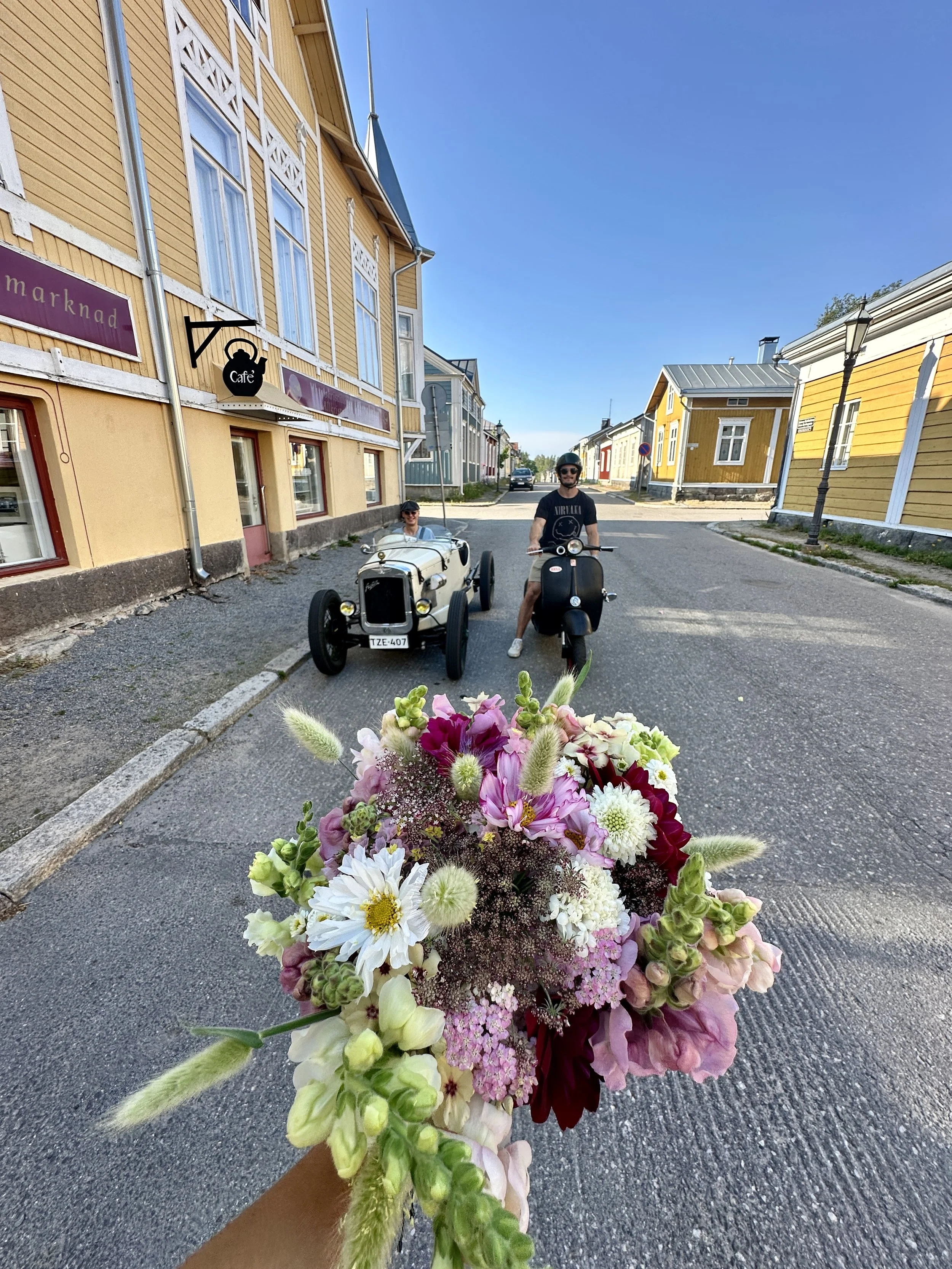 Vespa ja Austin seven