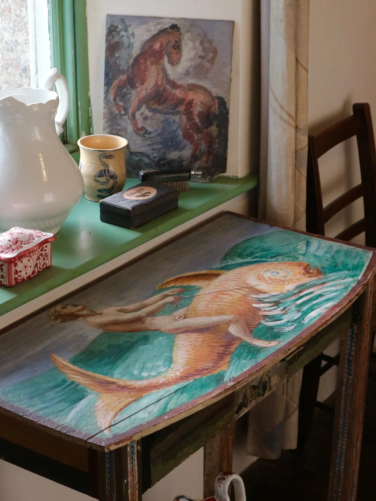 A totally inspiring Sunday afternoon spent at Charleston amidst the art and sculpture of Vanessa Bell and the Bloomsbury Group, and my gosh - I had no idea just how f*cking cool and progressive they were ‼️😅 (Though notably controversial and backwar