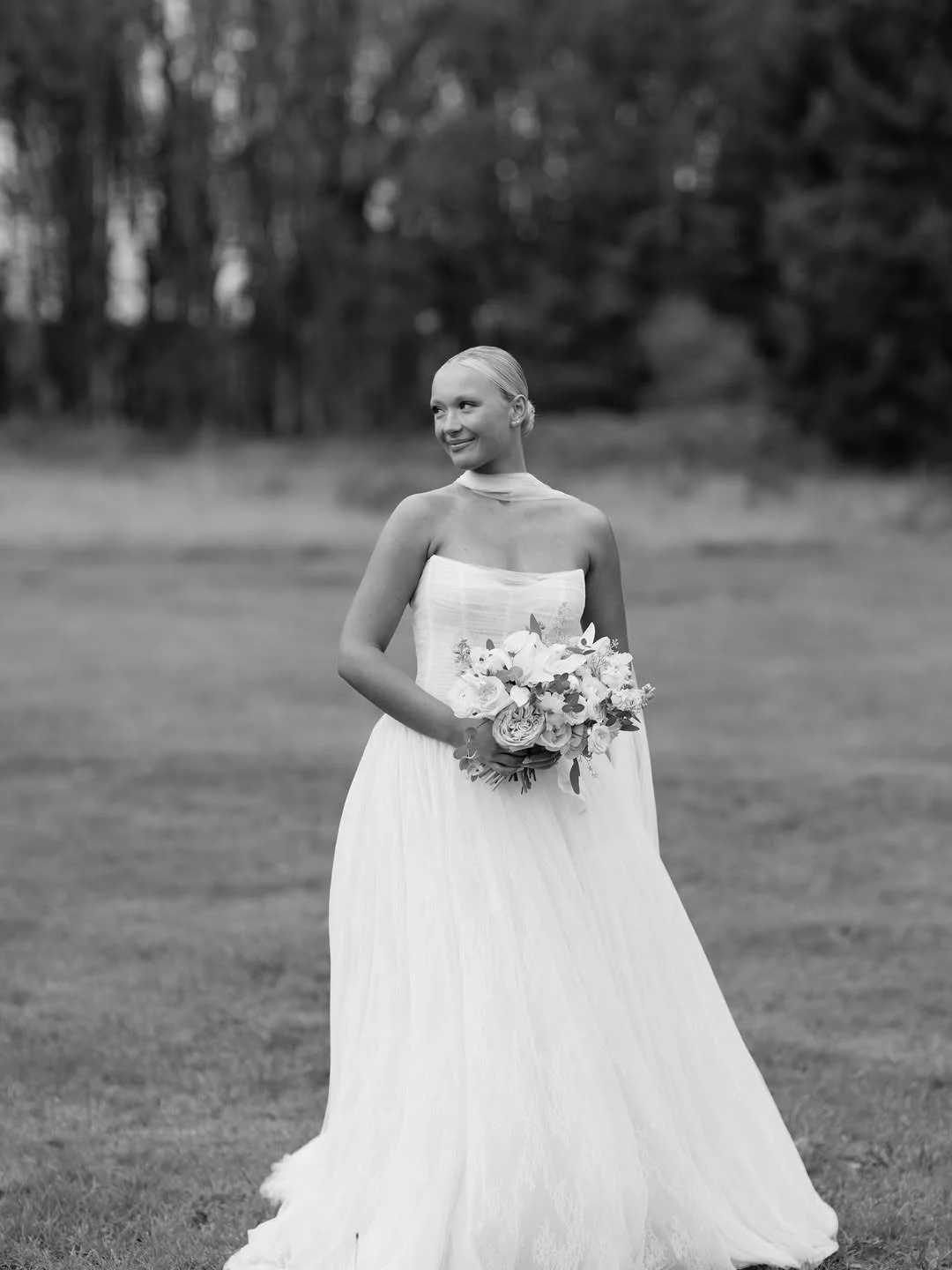 Bride of dreams @bella_jade_05 wore Miriam by @jennyyoonyc so effortlessly beautiful. Captured by @juliagreenphotography 👏🏻🫶🏻