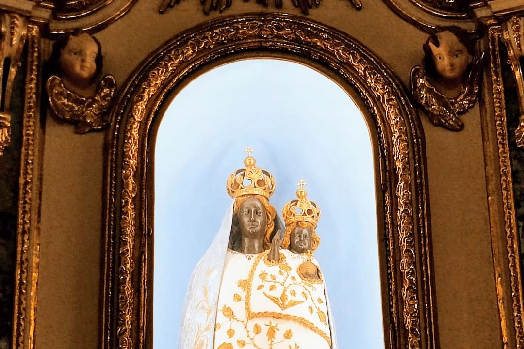 Madonna Nera di Oropa custodita nel Sacello del Santuario di Oropa.