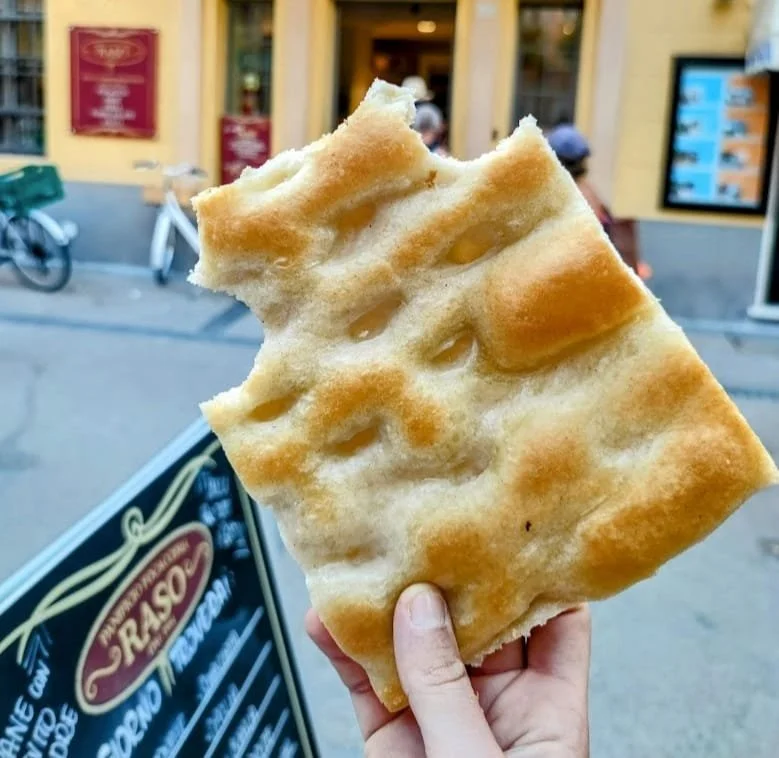 Focaccia ligure artigianale