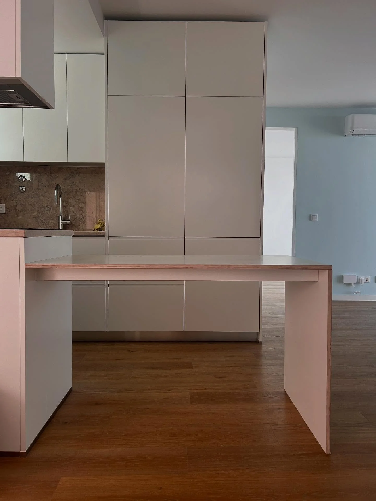 Sometimes the smallest additions make the biggest difference.
We added this slim table element to the kitchen &mdash; a spot to prep, have a quick coffee, or even get some work done.
Beautiful melamine plywood with oiled, rounded edges.
It ties the s