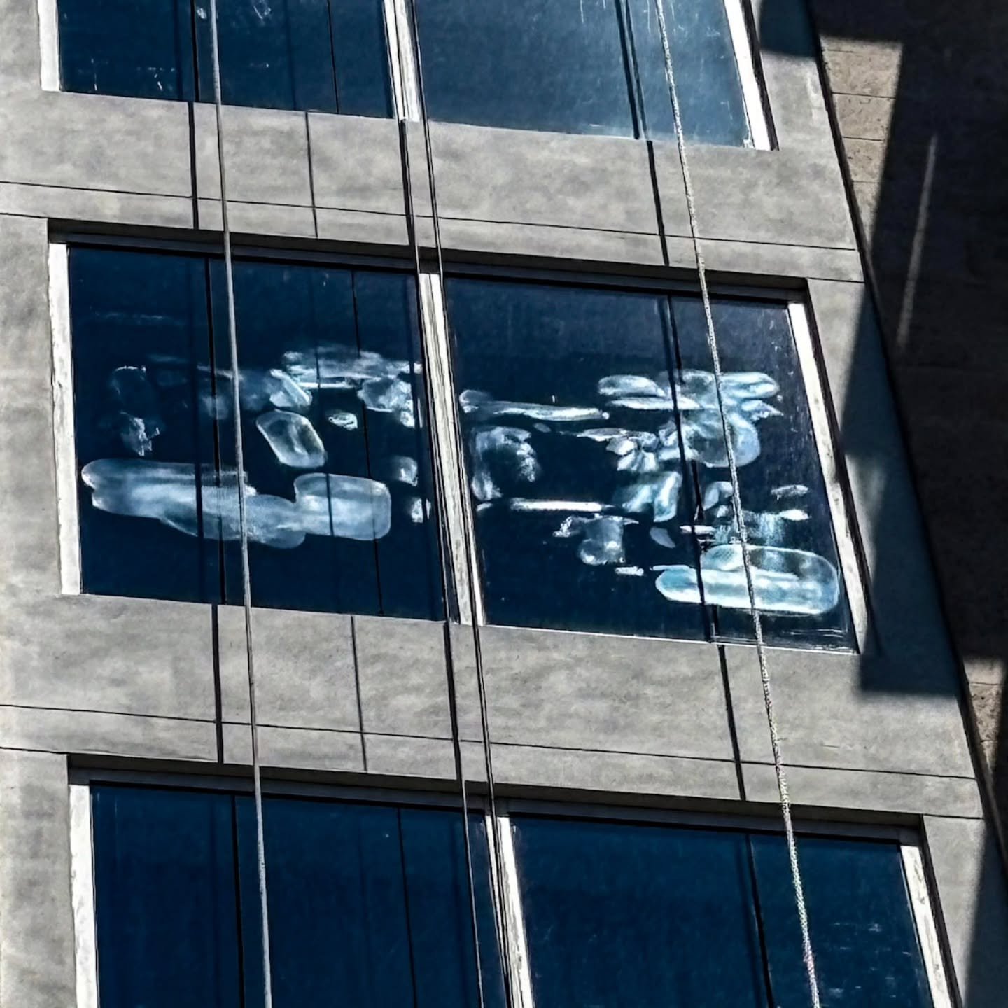 I was asked to look at this job by a skeptical contractor. They took the low bid and have issues like this in various places on the building that my low bid competitor said were completed. Oh Lord. We charge a bit more because we never leave glass lo