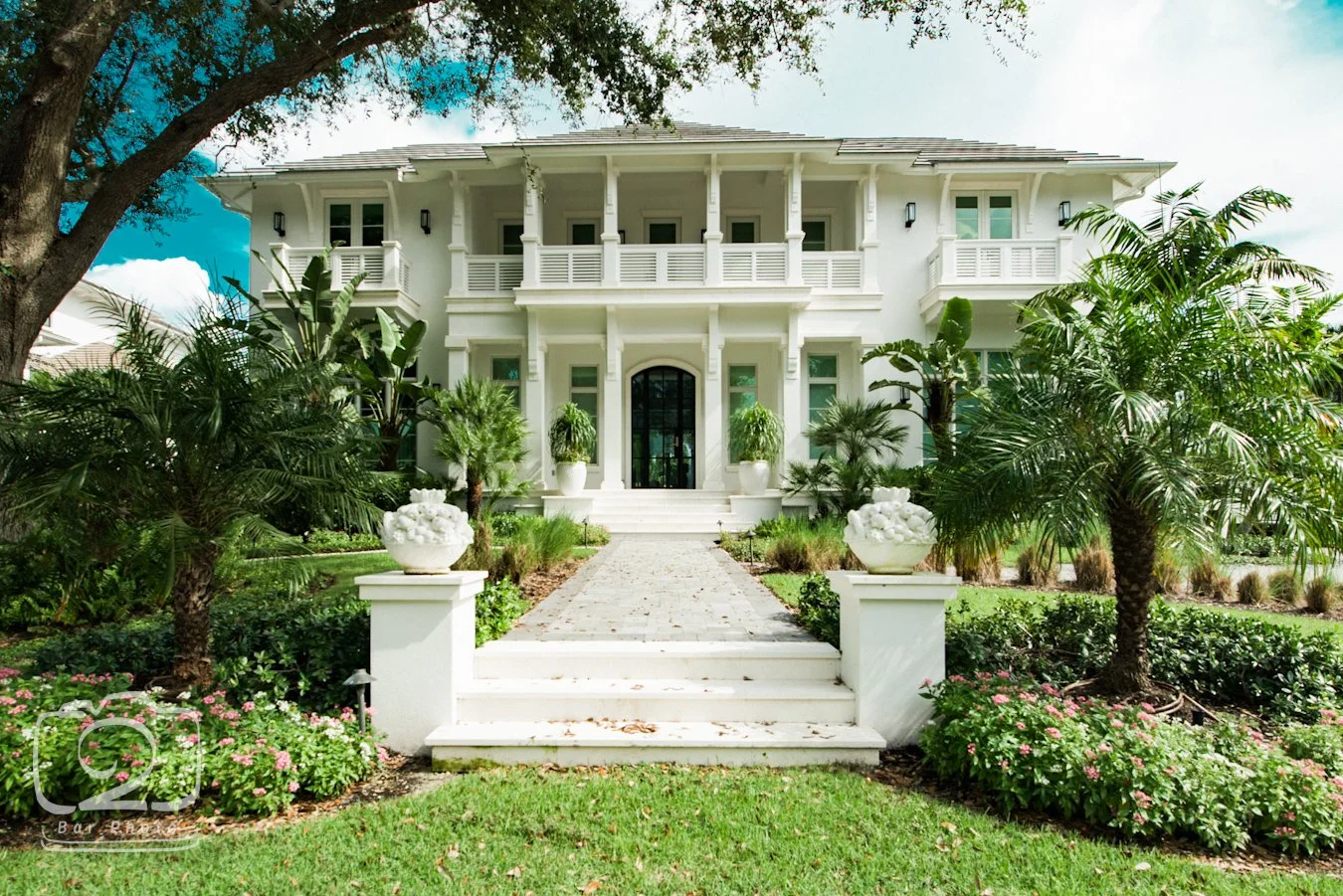 homes in South Naples. Crayton Rd homes. We fix scratched glass for custom builders throughout SW Florida. Impact rated glass scratched. We fix scratched glass.