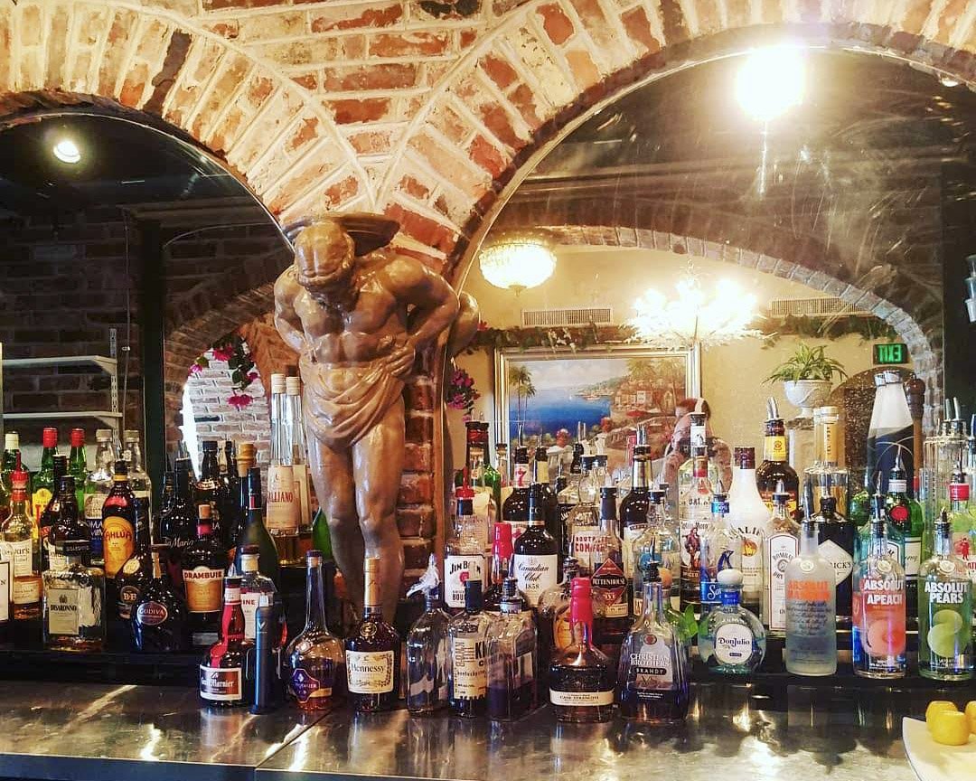 scratched mirror at bar on St. Armonds Circle