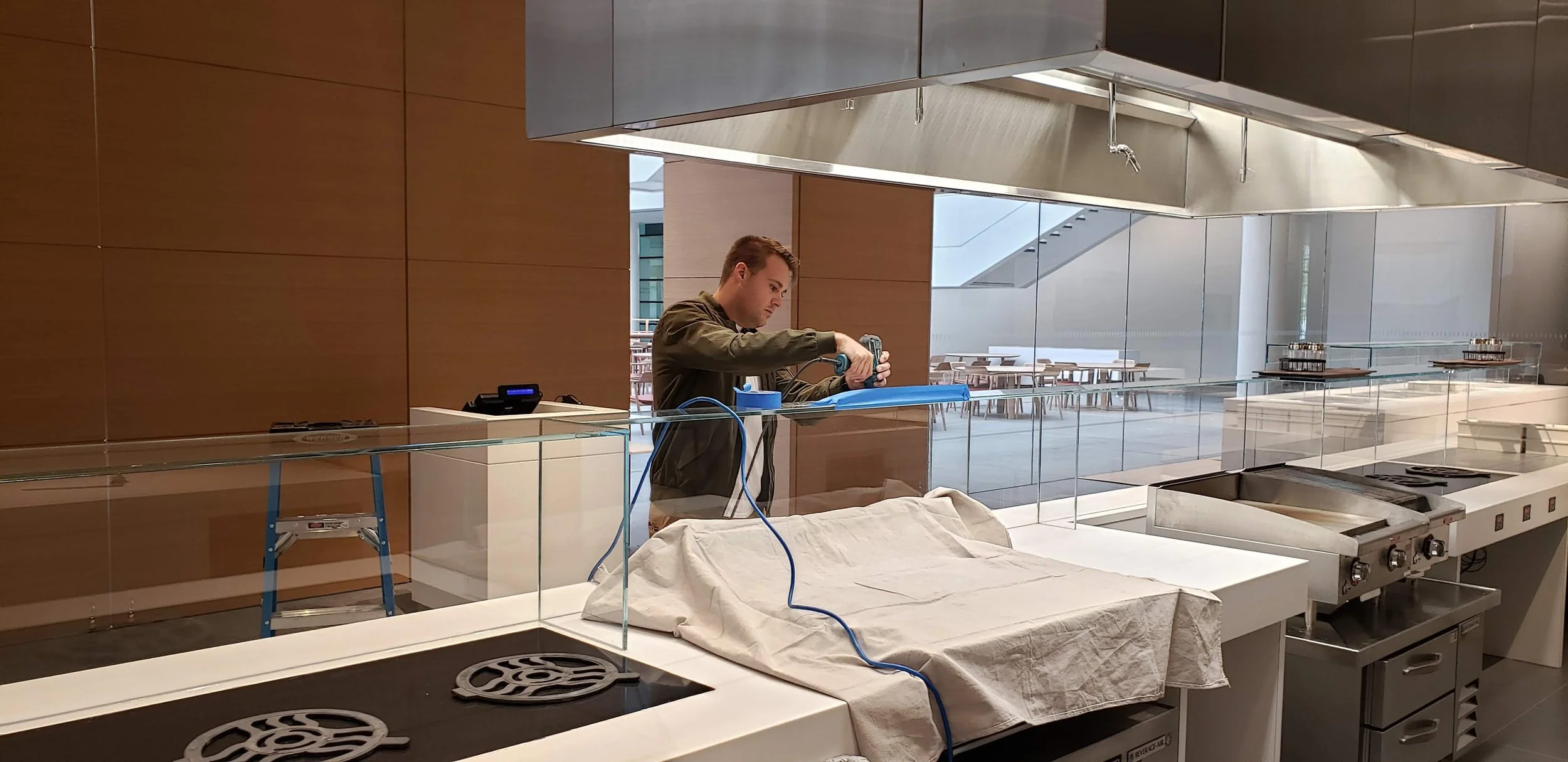 New food prep glass at the samson Pavilion scratch repair on glass. We fix scratched glass.