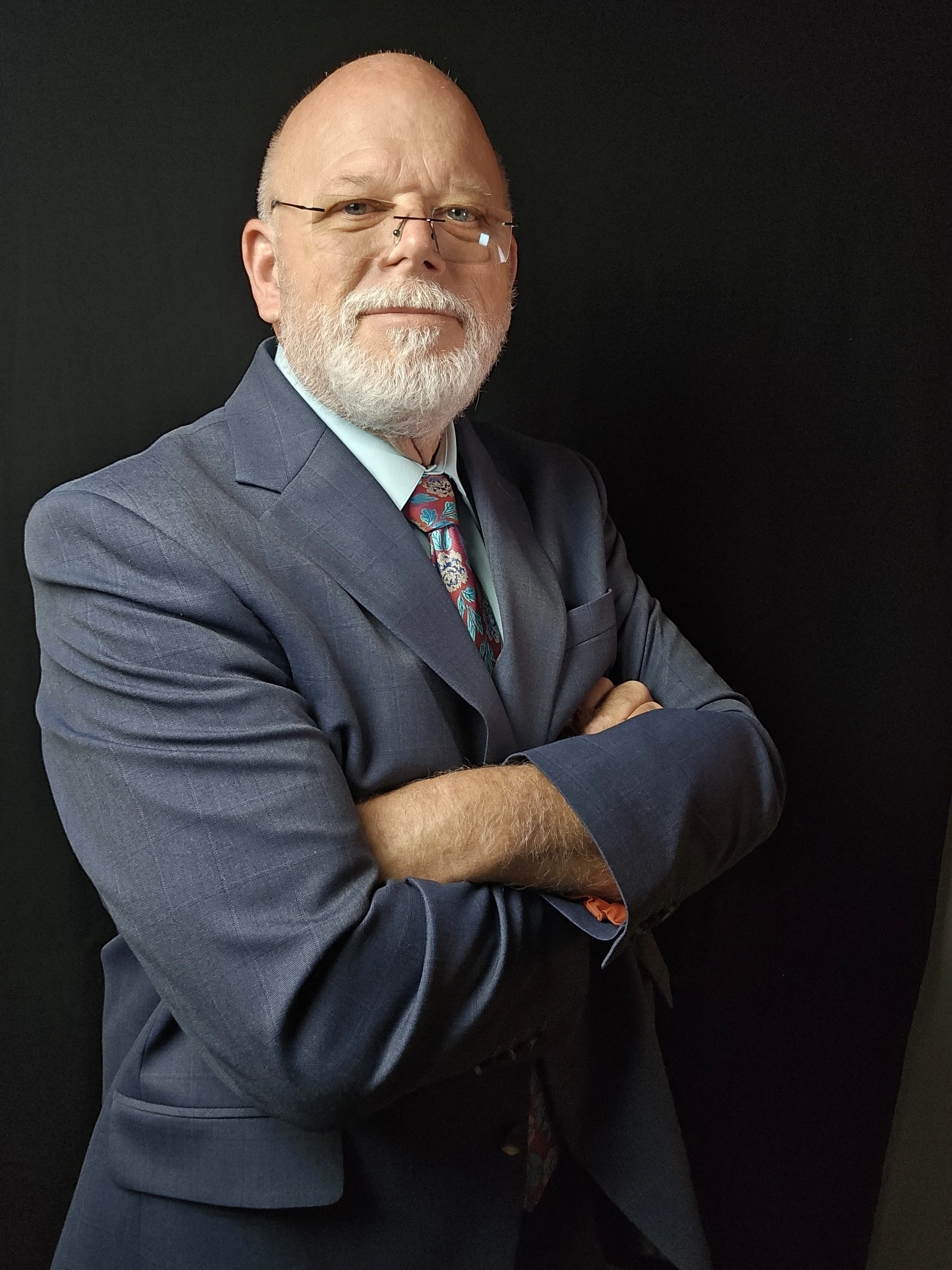 Studying glass for 40 years, restoring glass for 21 years as of 2026, Barry Barbas is the Glass Professional.