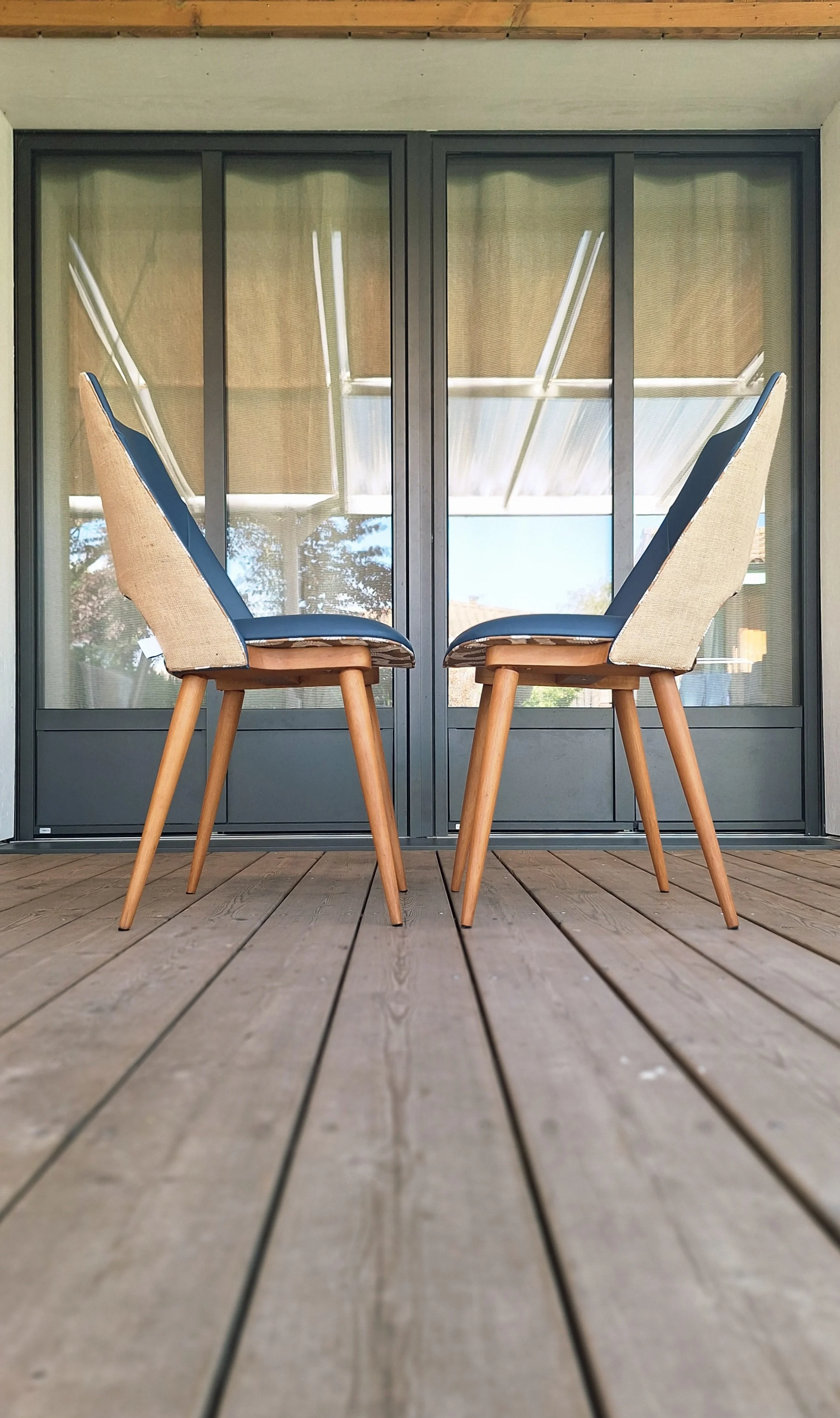 profil des 2 chaises tonneaux