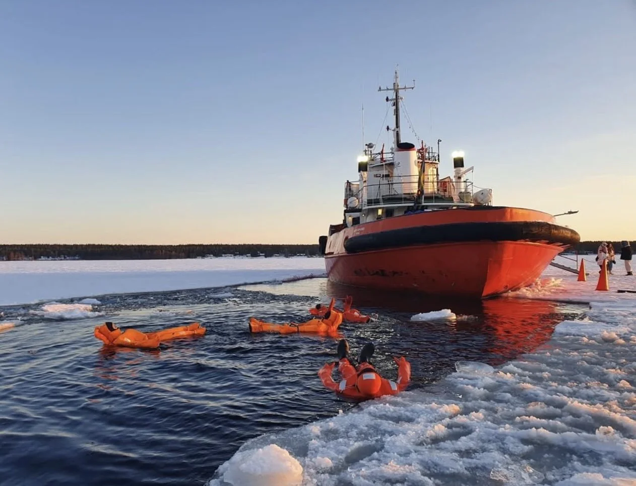ice breaker tour lulea pitea