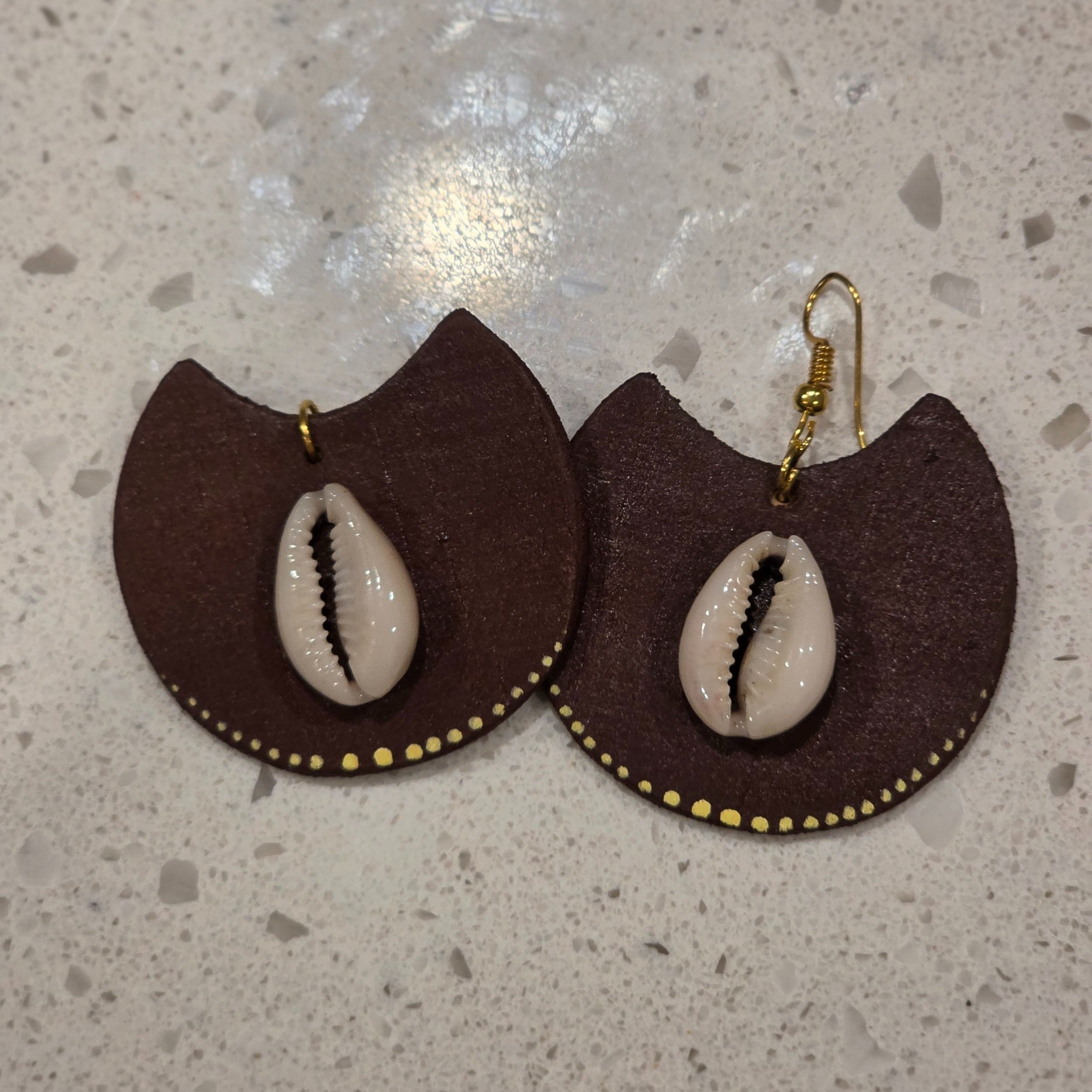 Brown+Earrings.jpg
