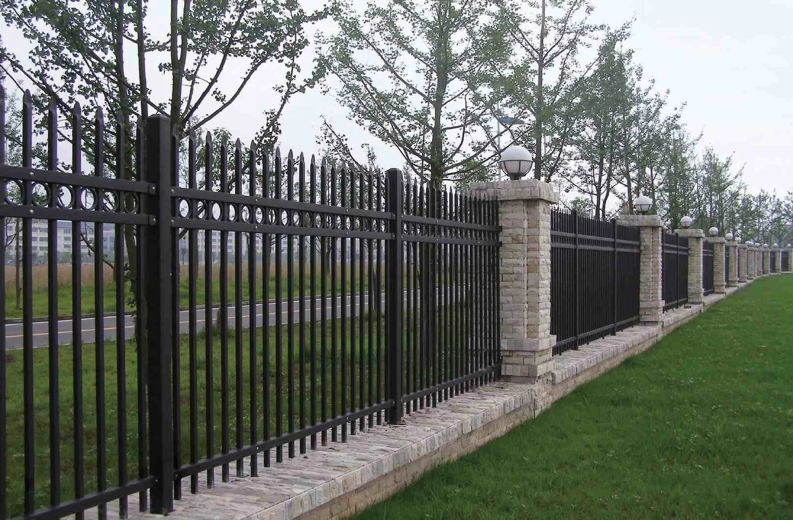 metal-fence3.jpg