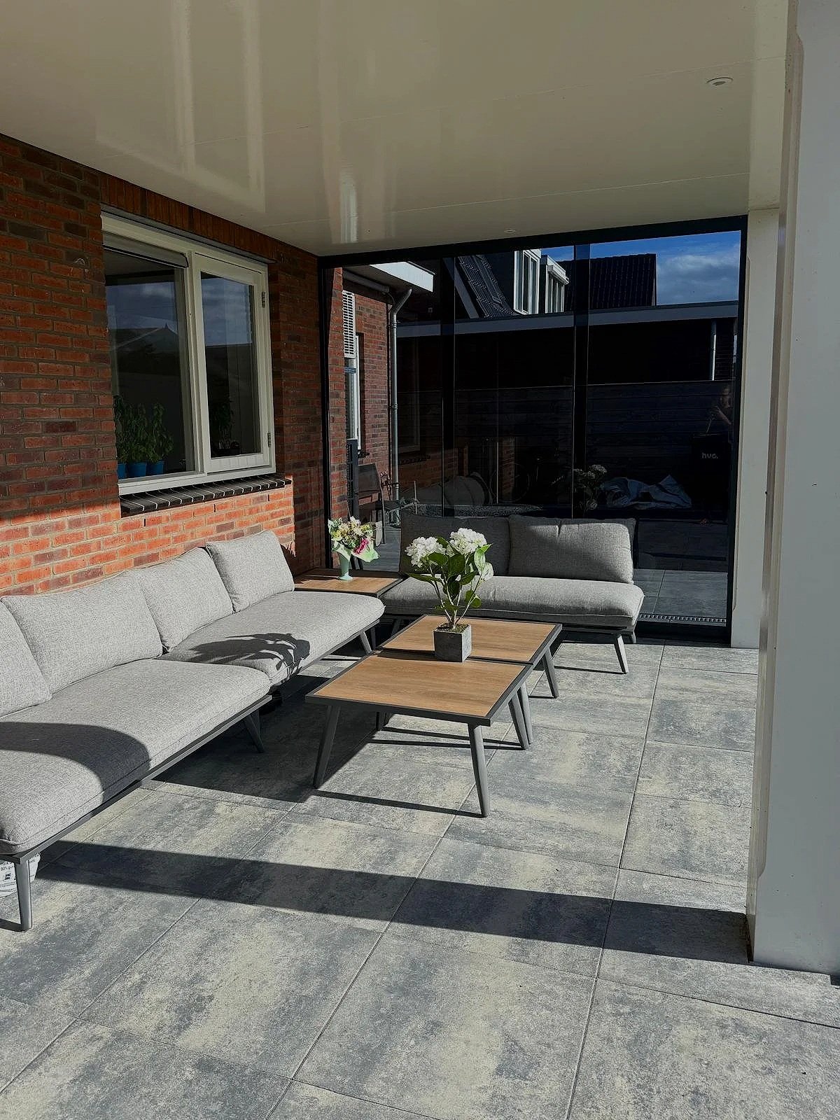 veranda 1.jpg