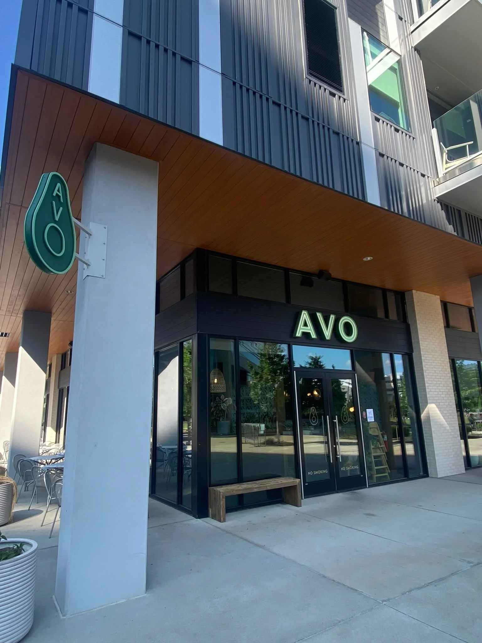 On June 8, we visited @eatavo as part of our Dining Around Town series! This place came highly recommended for all of our #vegetarian and #vegan members as well as those brave enough to try something different!

#meetup #nashville #meetnewpeople #com