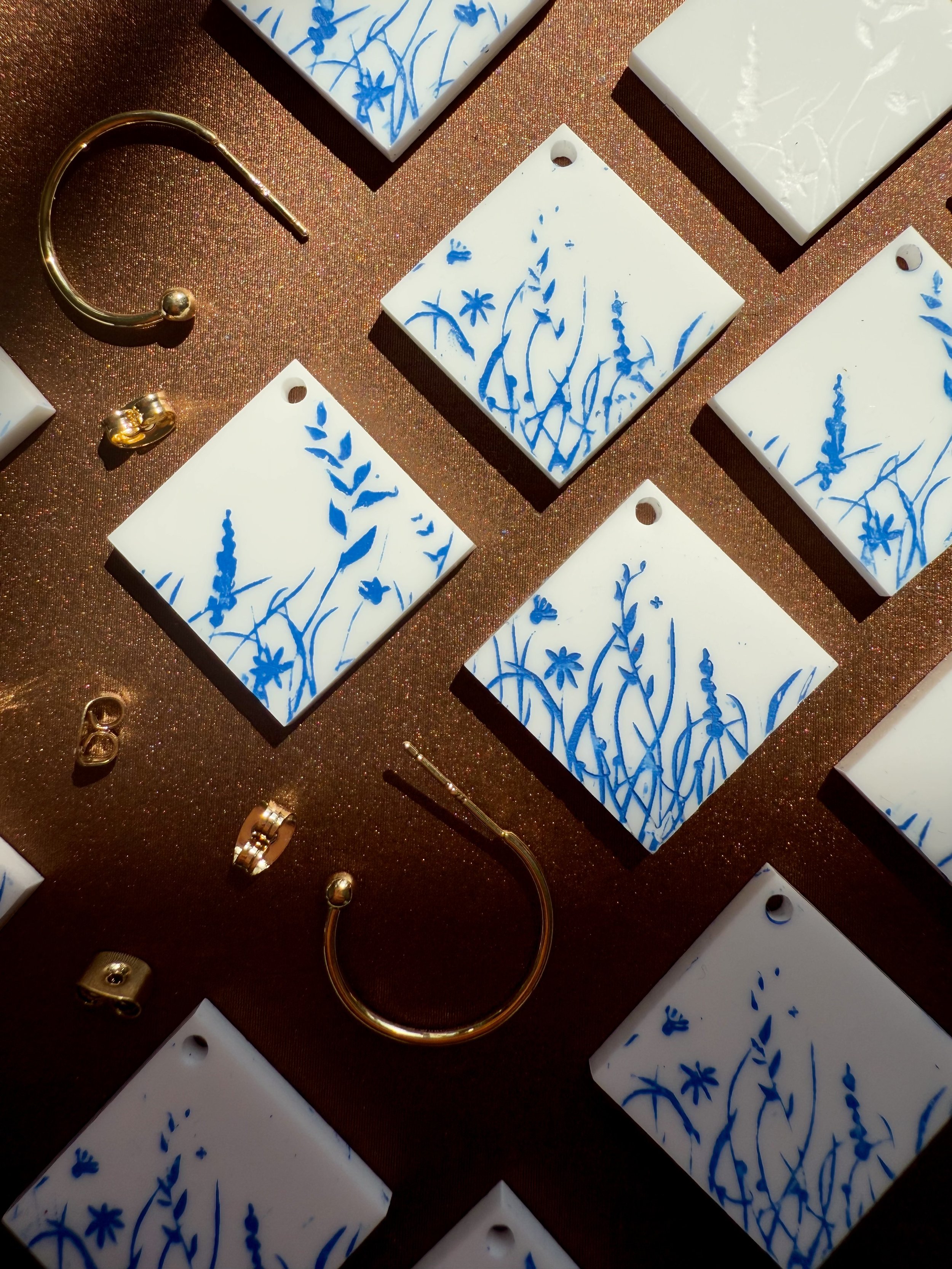 Delftware Meadow Diamond Earring
