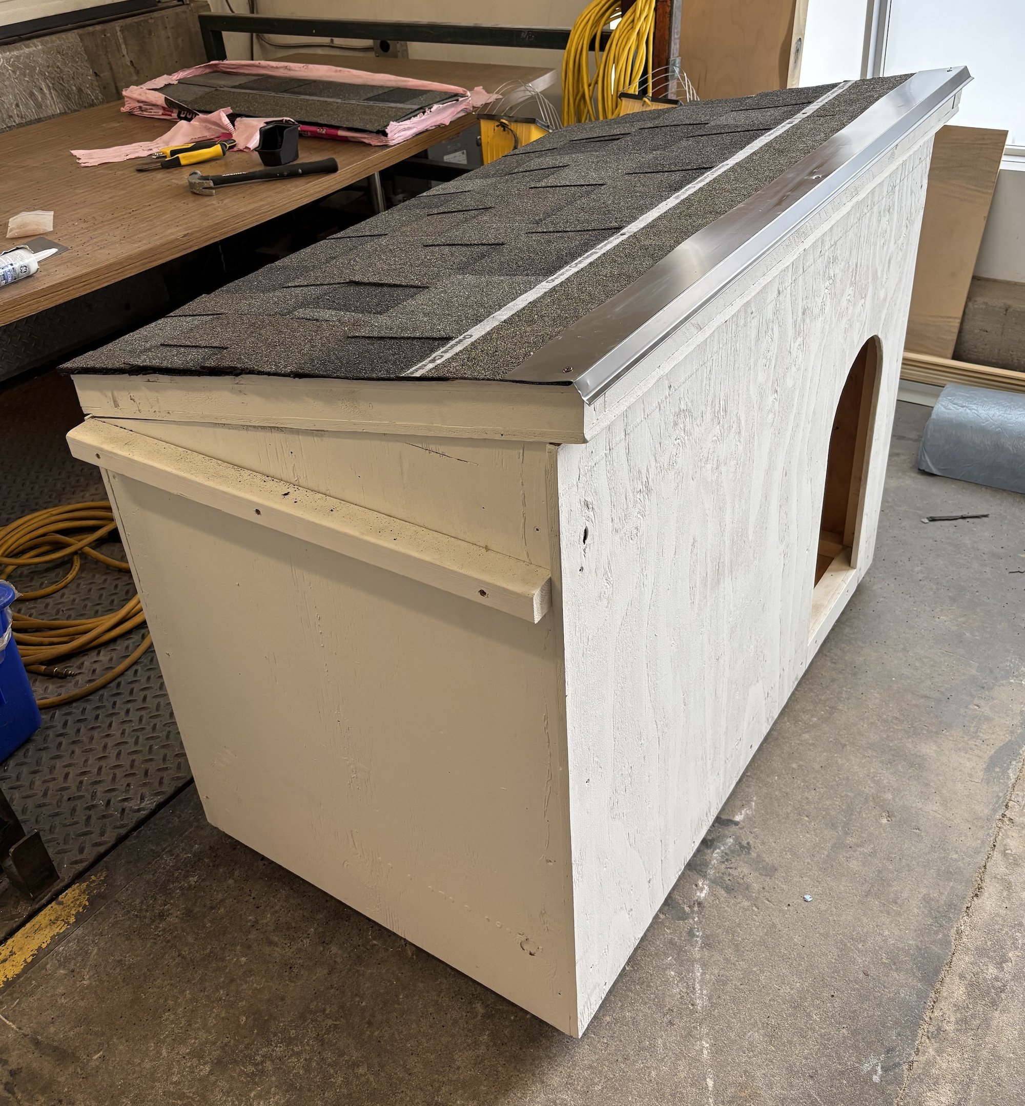 Dog Shed (Dog Houses)