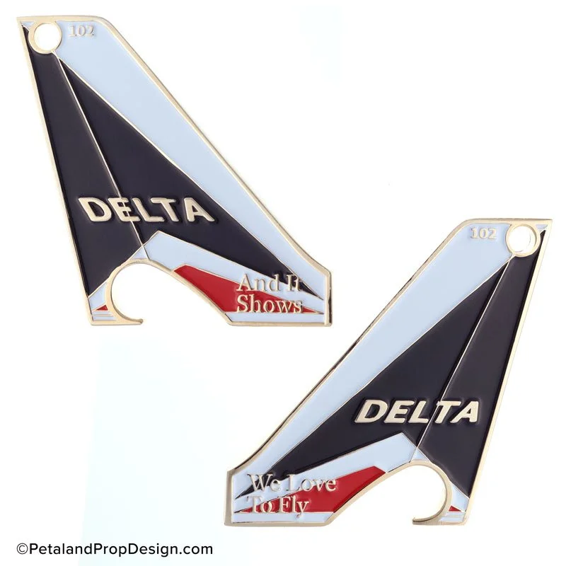 Vintage Delta Air Lines Widget Tail Flash (Gold)