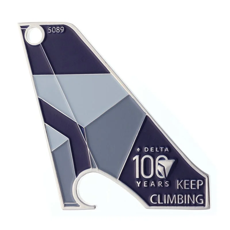 Coins_Delta_Climbing_BlueGrey_800px_A.jpg