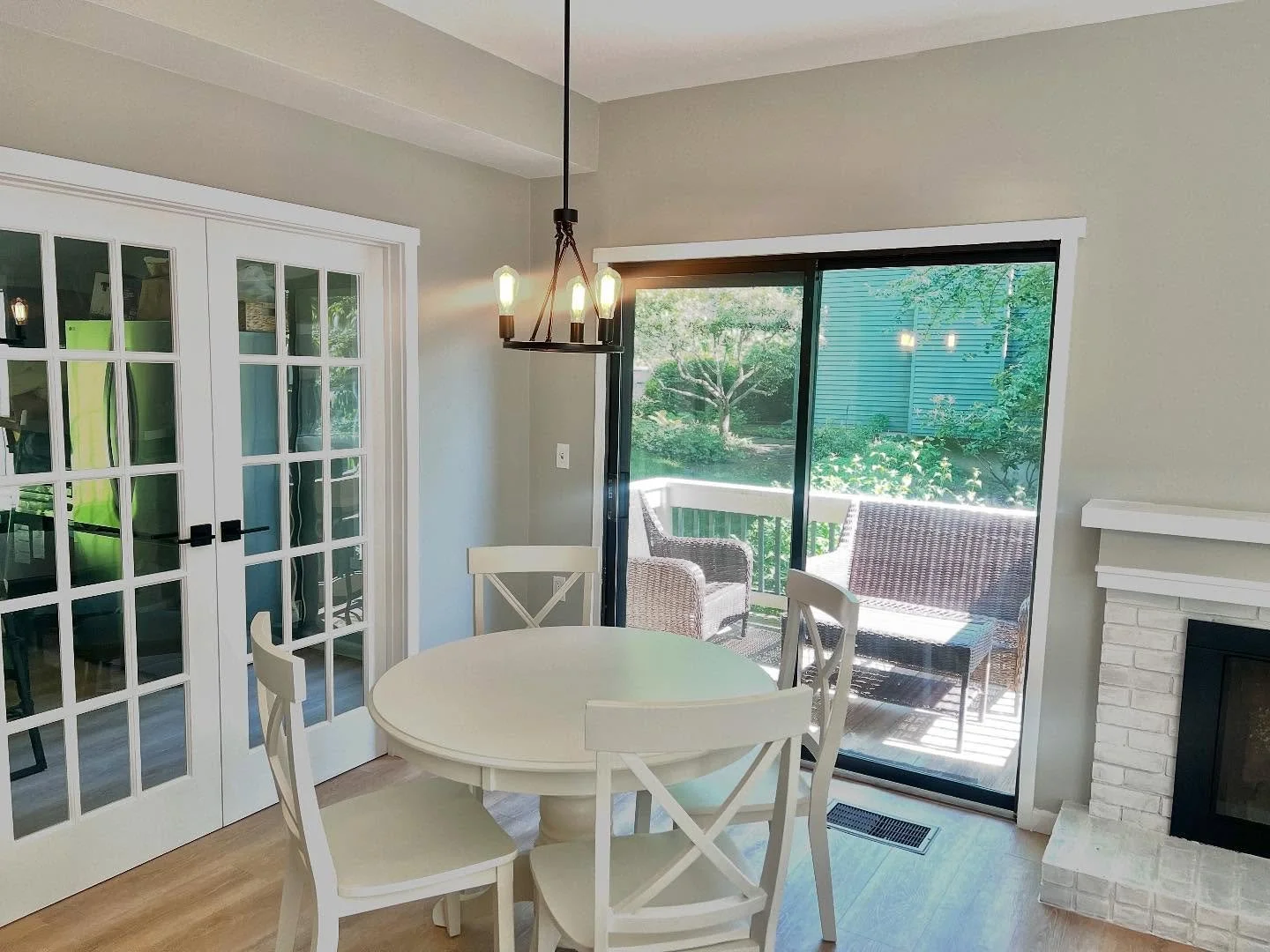Throwback to our condo project in Somers, NY!

Our team delivered a clean, modern renovation with bright, airy finishes that brought the space to life. From the kitchen to the bathroom, every detail was built to reflect a sleek and timeless feel.

#S