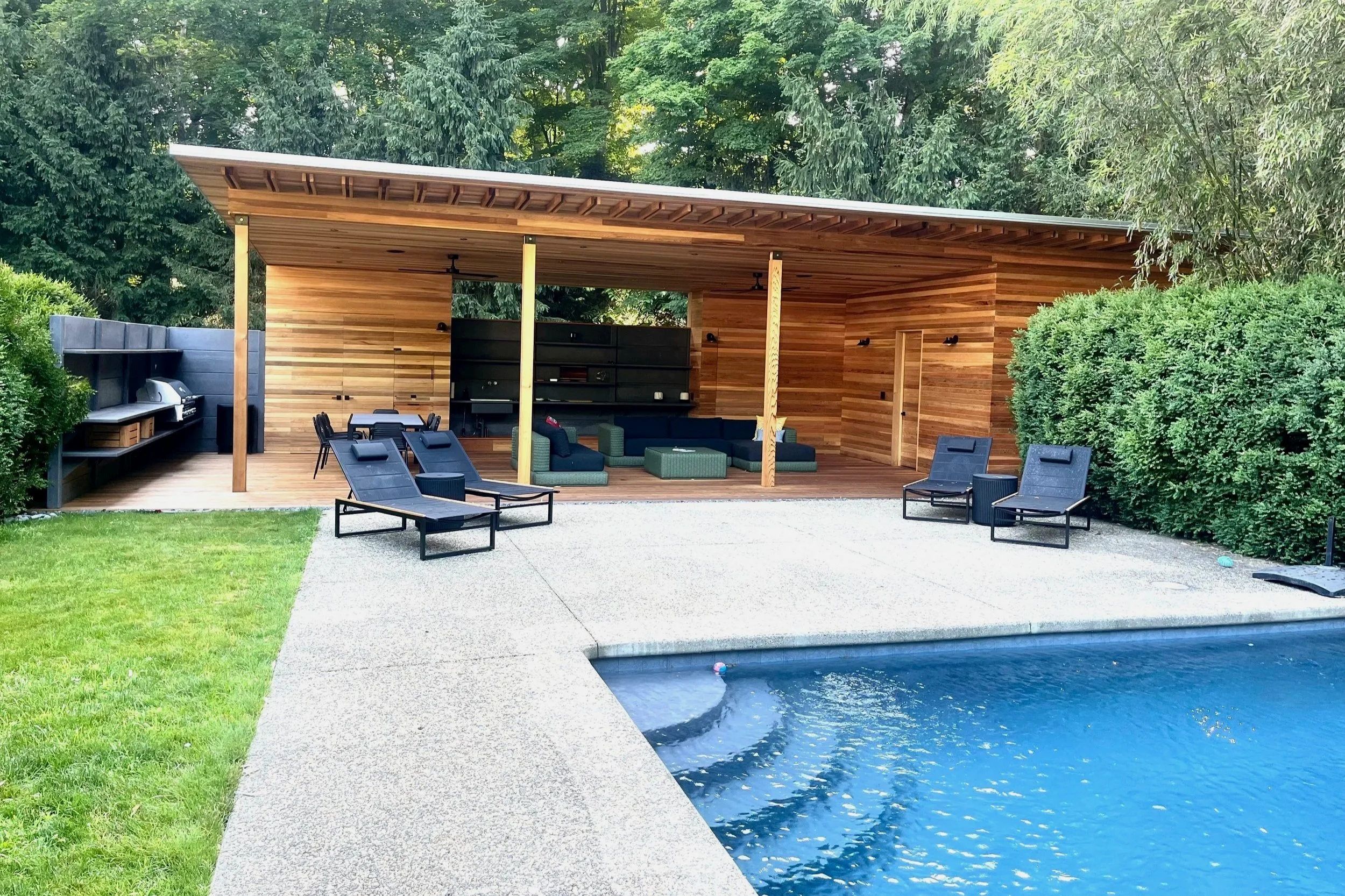 Poolhouse+sideways+photo.jpg