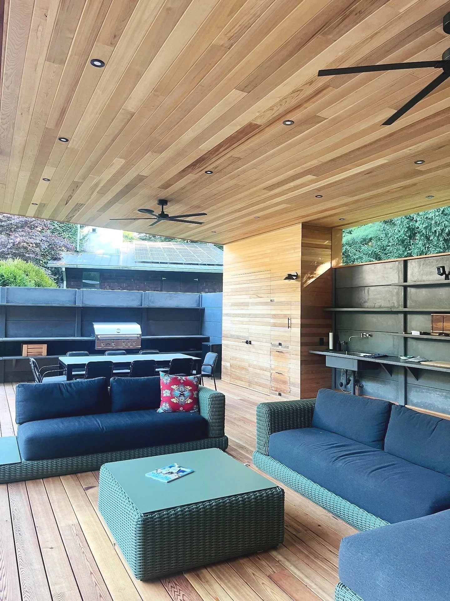 Poolhouse 1.jpg