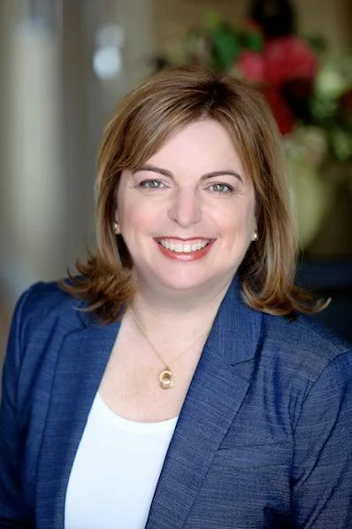 Elise Holtzman, J.D., PCC