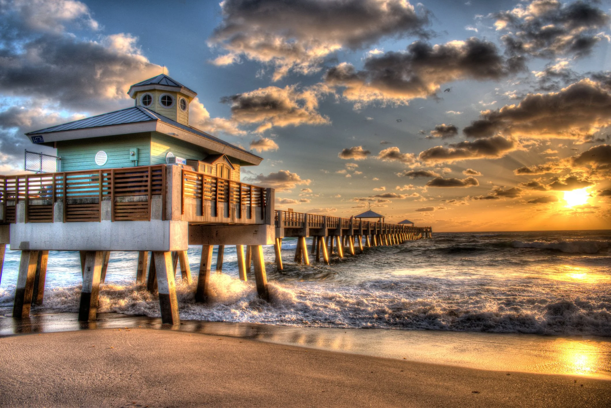 Scenic pier at Juno Beach, Florida