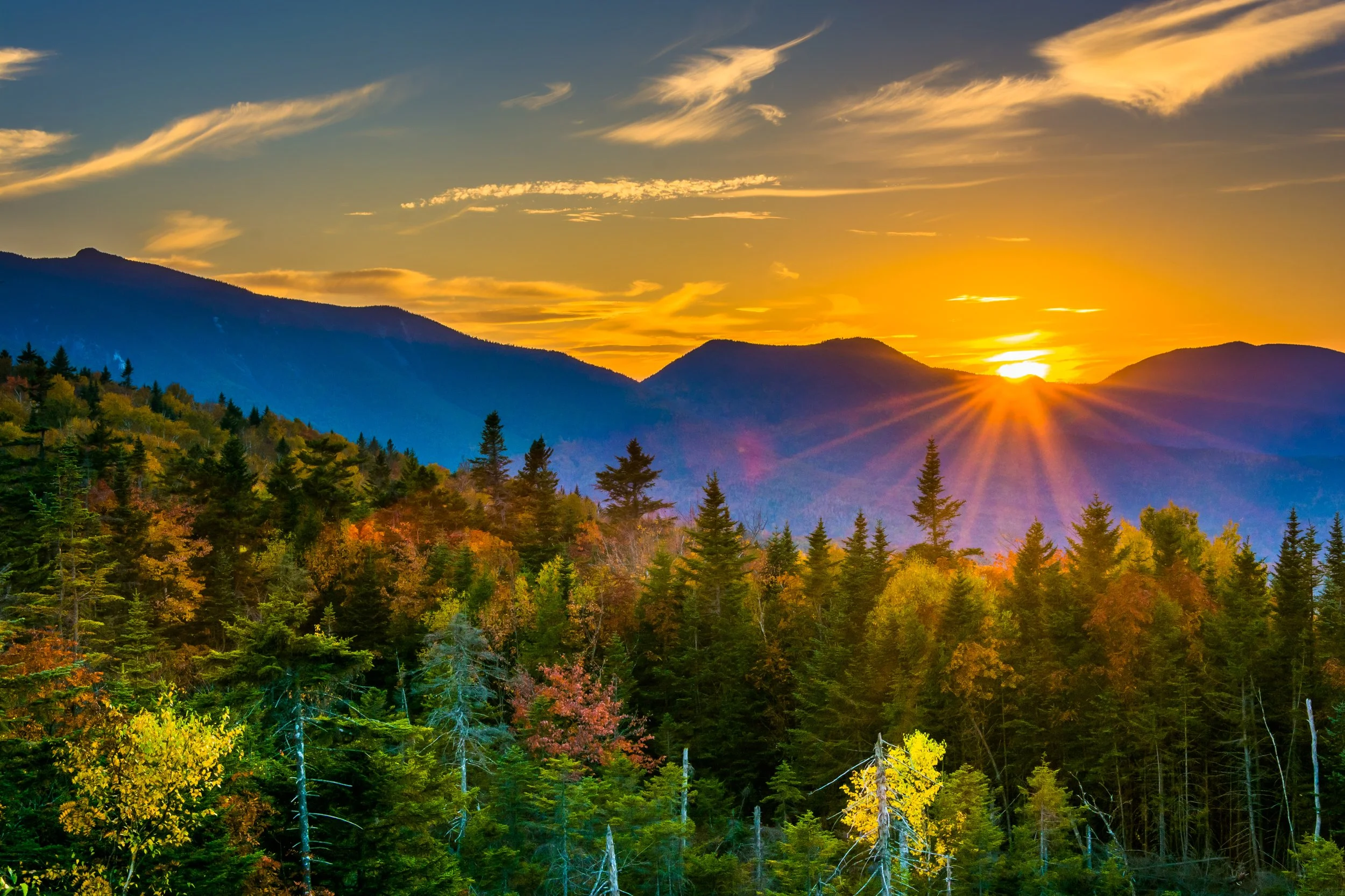 Scenic New Hampshire forest and mountains