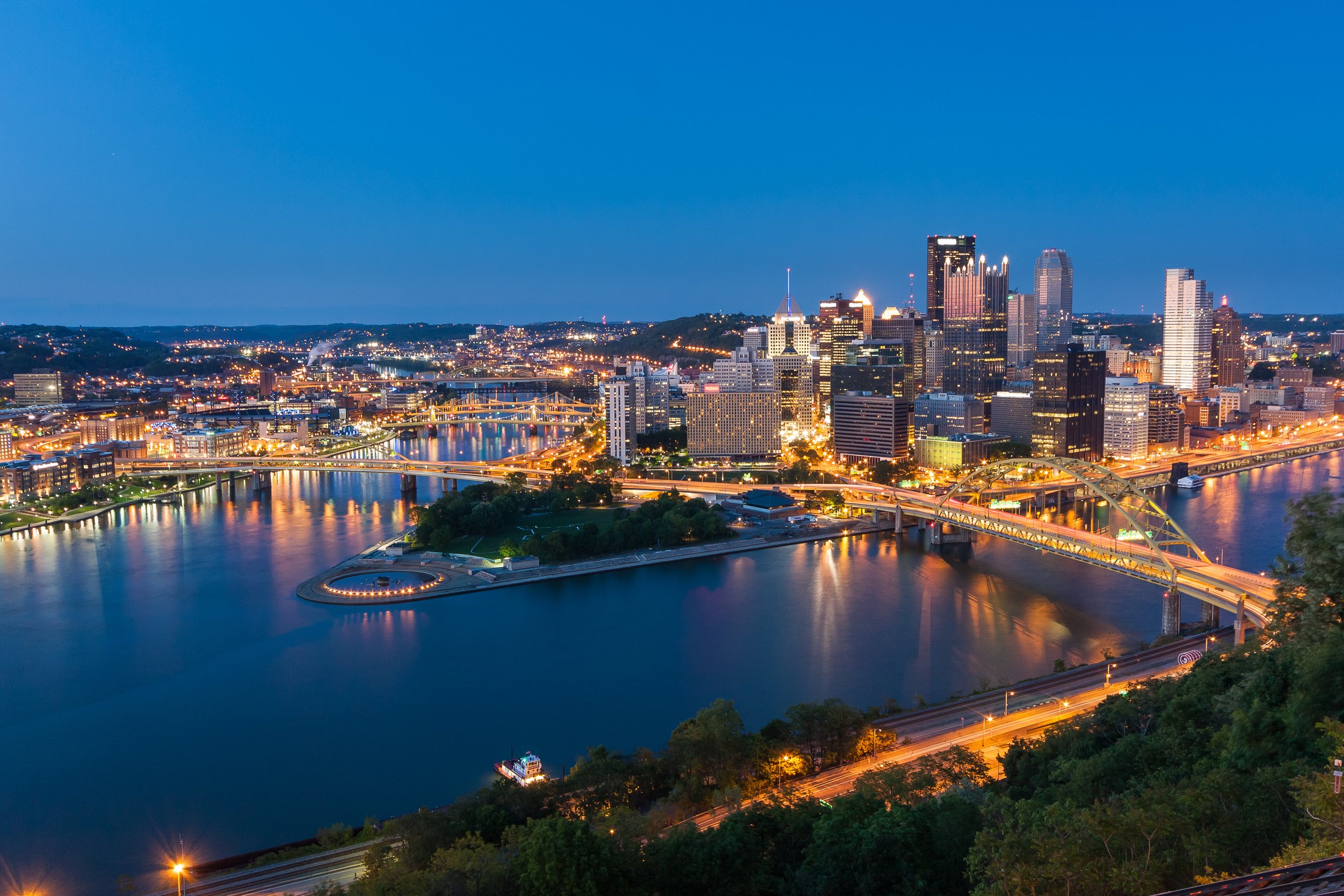 Skyline of Pittsburg, Pennsylvania export hub